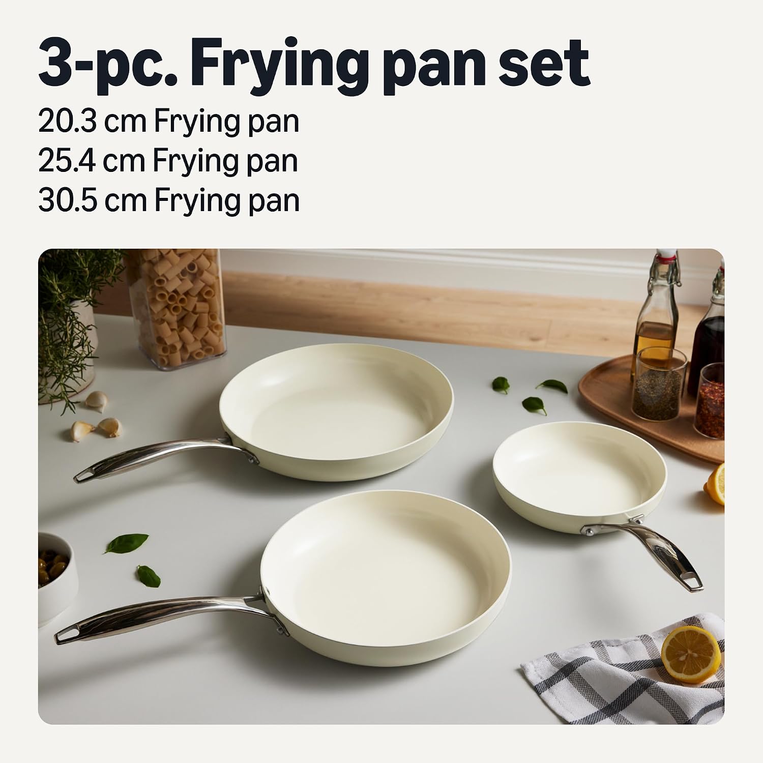 Detalle 2 de Amazon Basics Ceramic Nonstick Cookware, 3-Piece Pan Set (Ivory)