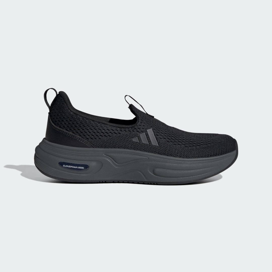 Detalle de Zapatilla Cloudfoam Cuxxion Lounge de Adidas: comodidad para uso diario en color negro