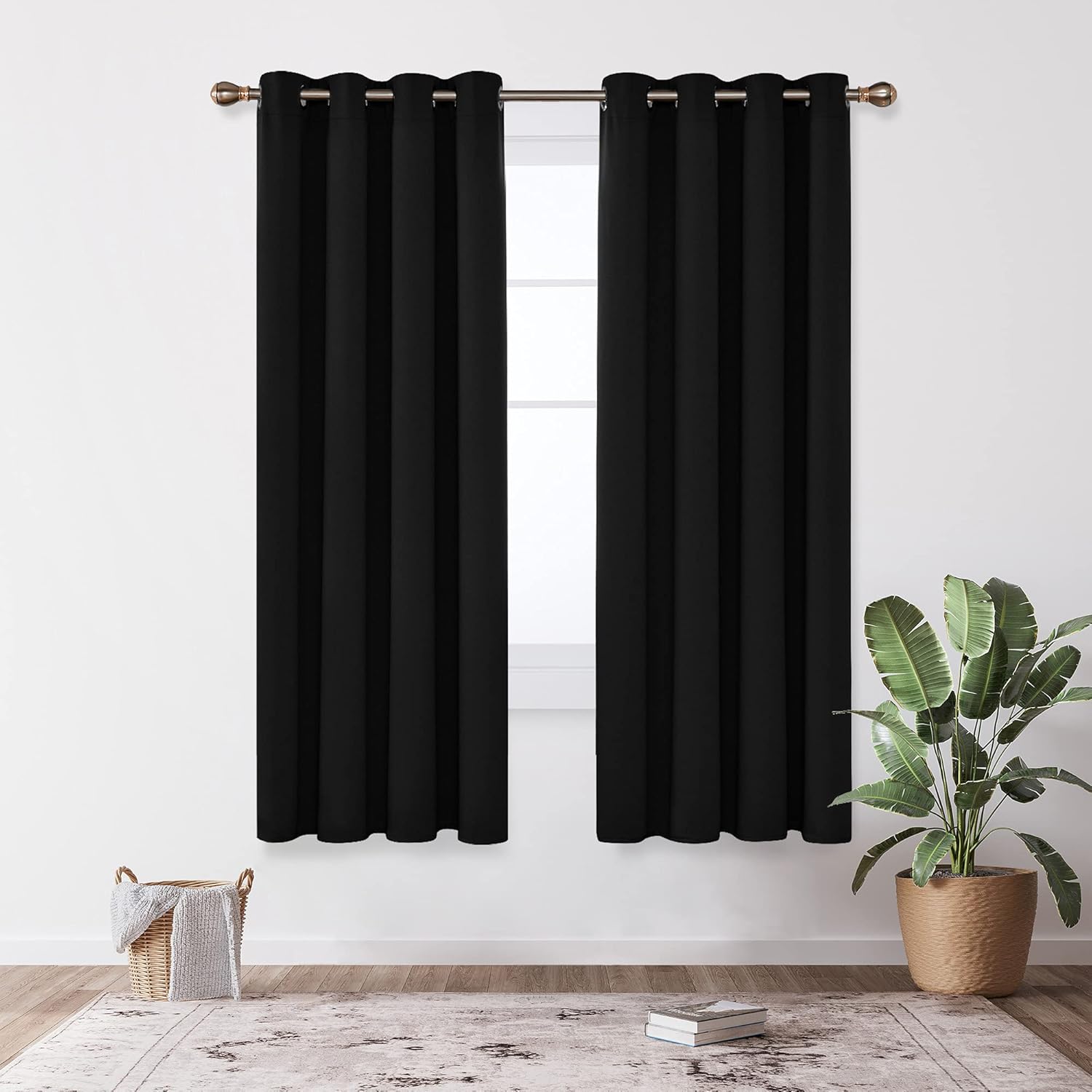 Thumbnail 4 de Deconovo solid thermal insulated eyelet blackout curtains (2 panels, black) for bedroom