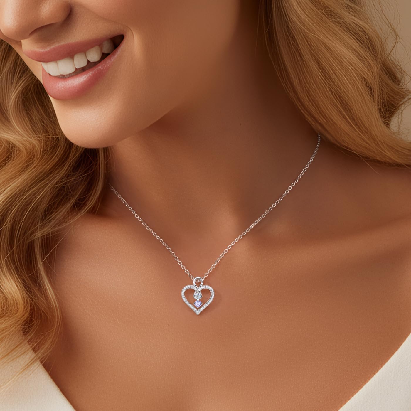 Detalle 2 de Infinity Birthstone Necklace in 925 Sterling Silver