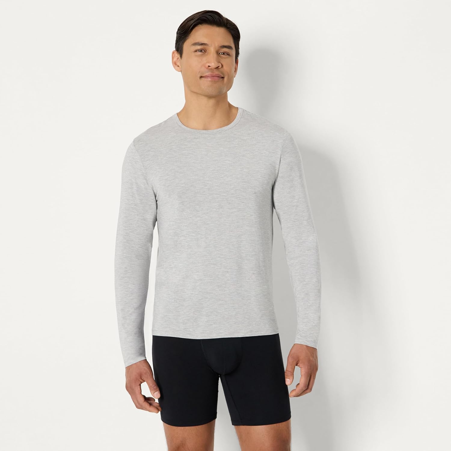 Thumbnail 4 de Amazon Essentials Herren Langärmliges Unterhemd aus superweichem Modal (Langarmshirt, enganliegender Schnitt)