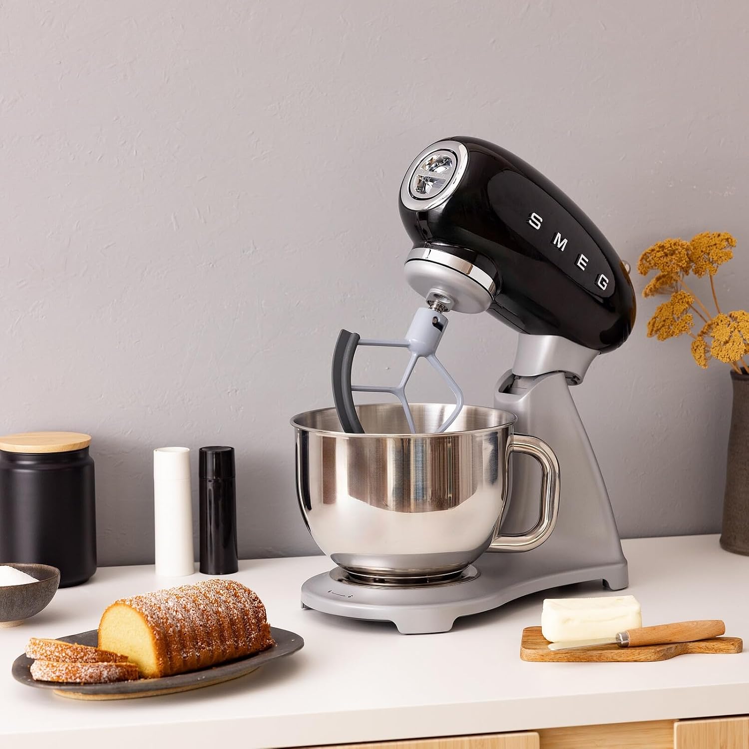 Detalle de SMEG Stand Mixer 5-Qt