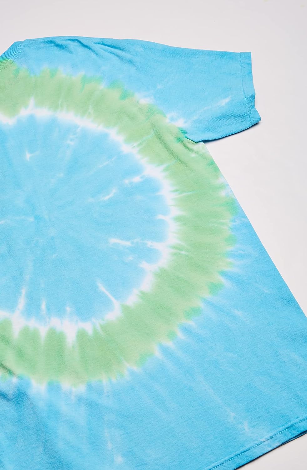 Detalle de Liquid Blue Cheech and Chong Smokin' Ride Tie Dye T-Shirt