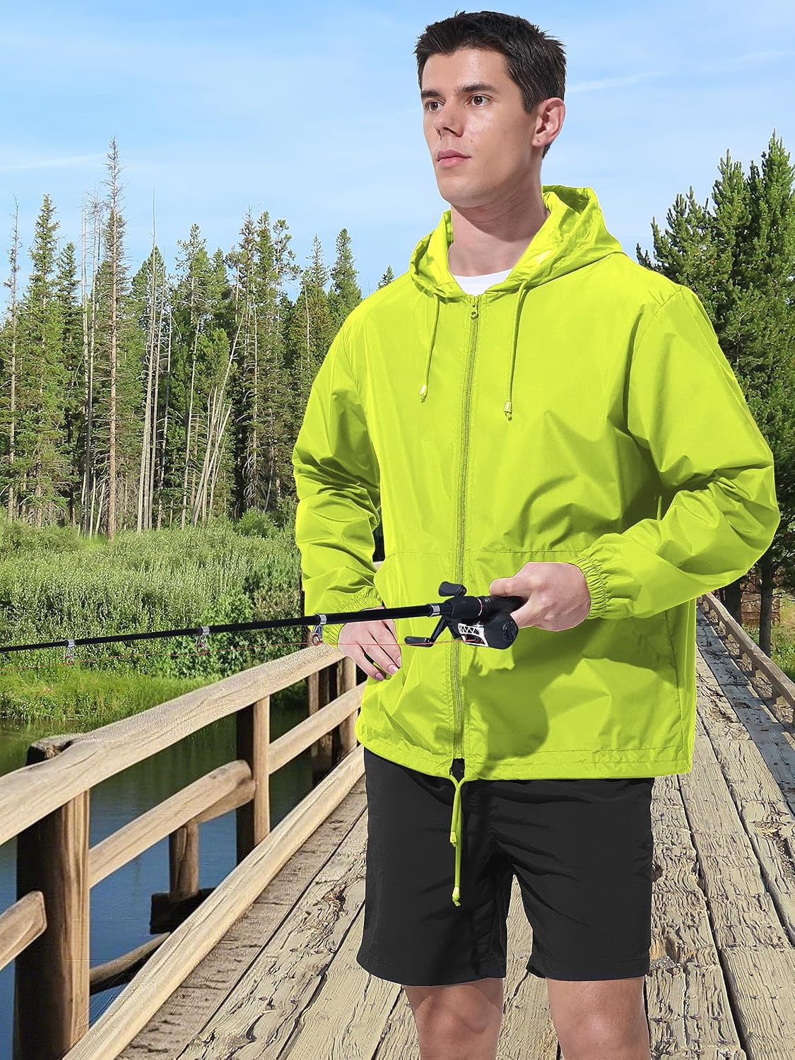 Detalle de UIQUR Men’s rain jacket raincoat windbreaker: waterproof, windproof and packable
