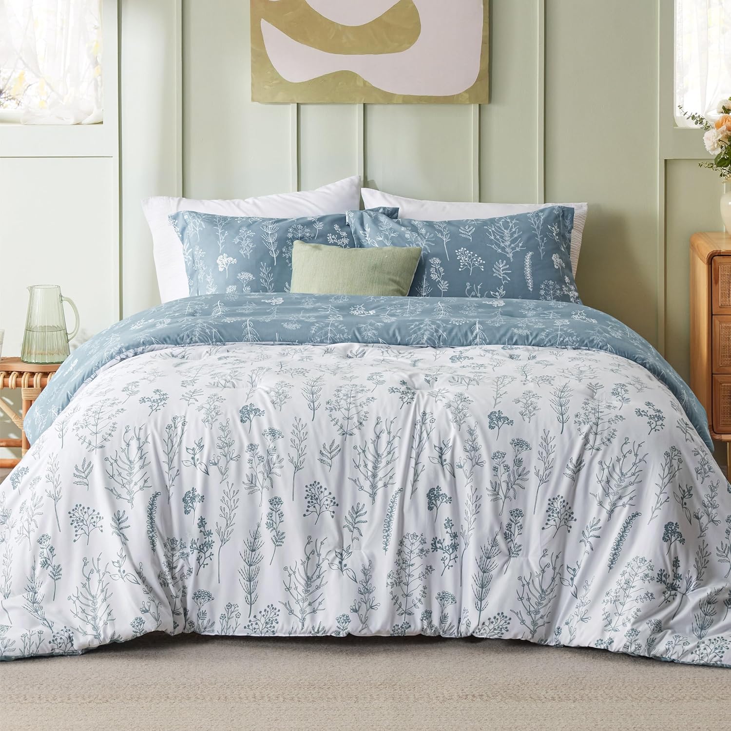 Detalle 2 de Bedsure Floral Comforter Set, Full Reversible Mineral Blue Bedding