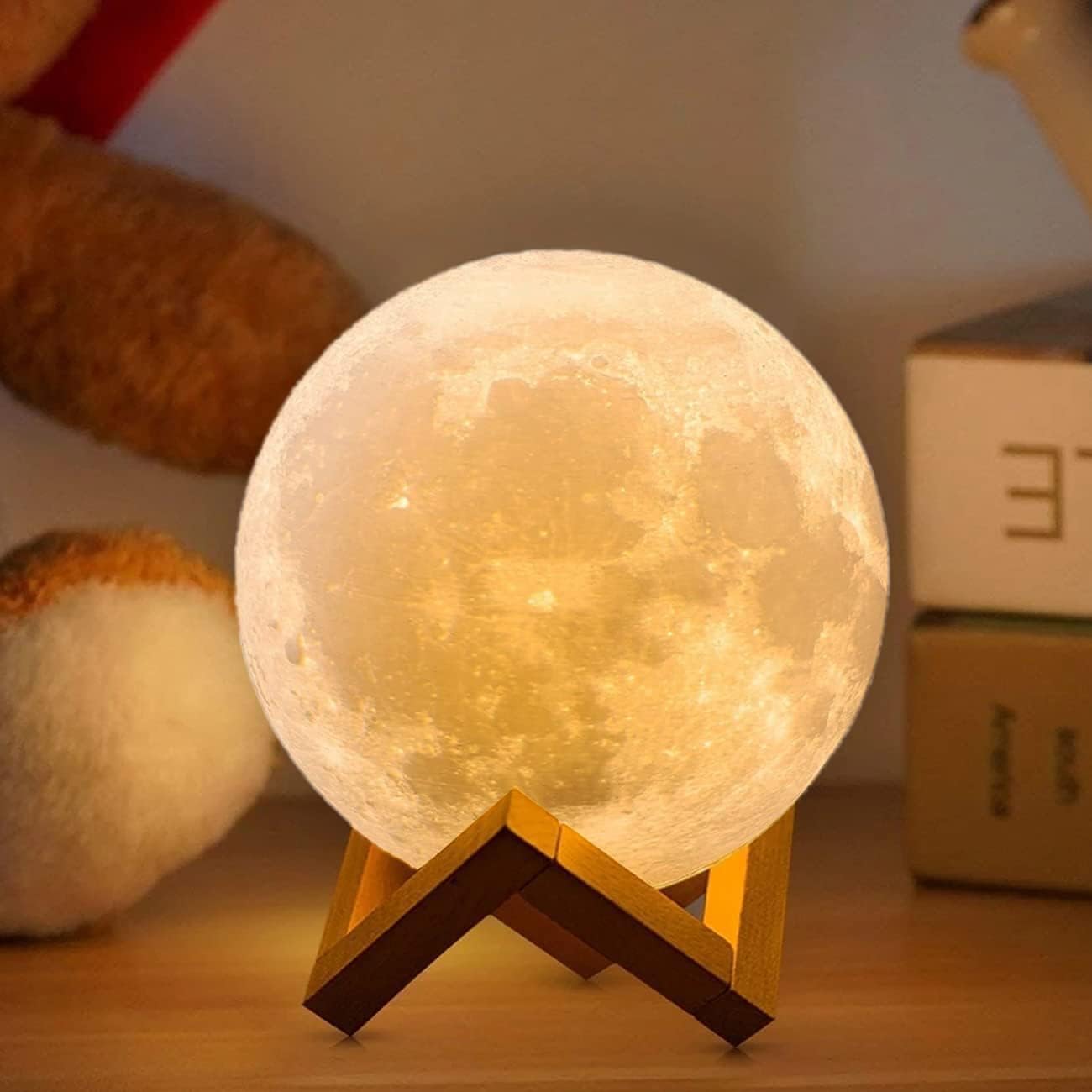 Detalle de CPLA Moon Lamp 3D-Printed LED Night Light, Remote & Touch Control, 15 cm