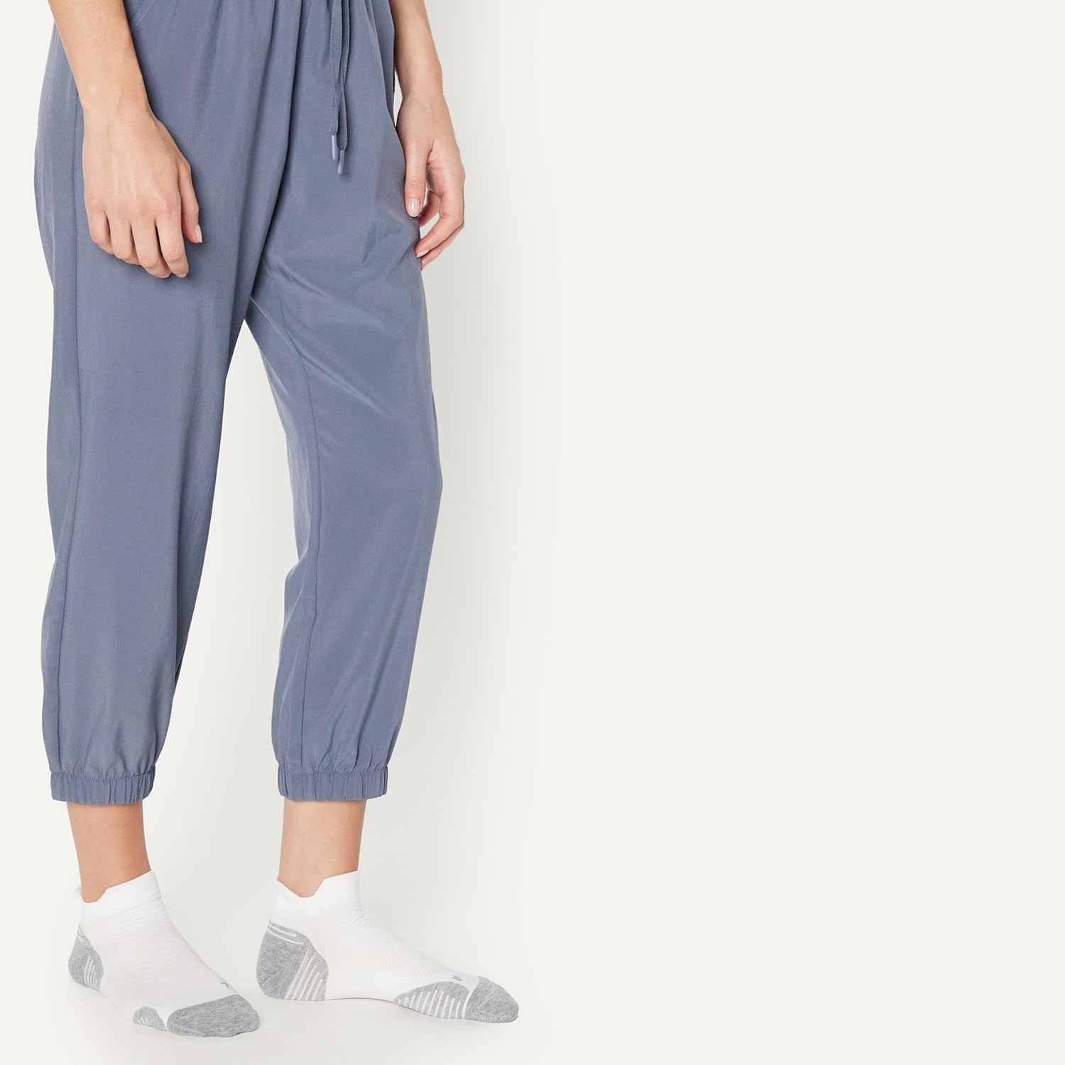 Thumbnail 1 de Amazon Essentials Donna calzini da corsa a taglio basso rinforzati con supporto per l’arco plantare (confezione da 3 paia)