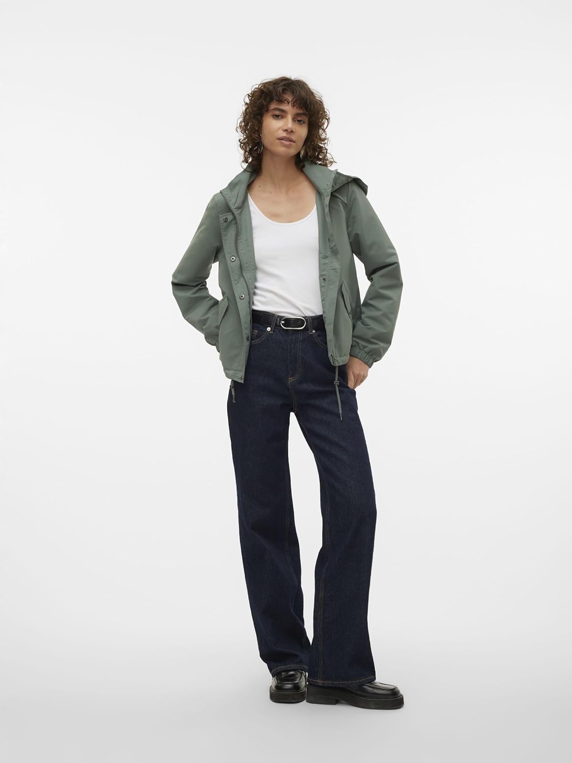 Detalle de VERO MODA Langer Parka VMCZOA für Damen – mit elastischen Bündchen und Druckknopf-Taschen