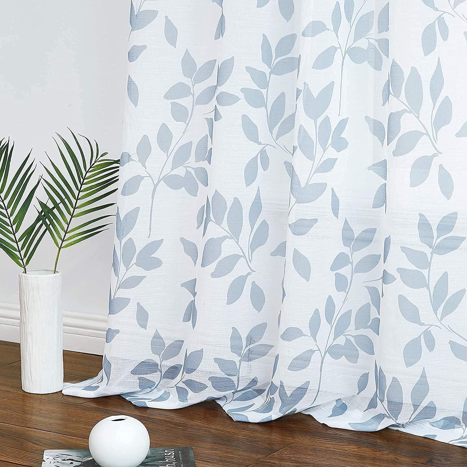 Detalle 2 de Treatmentex Cortinas Transparentes con Patrones de Hojas