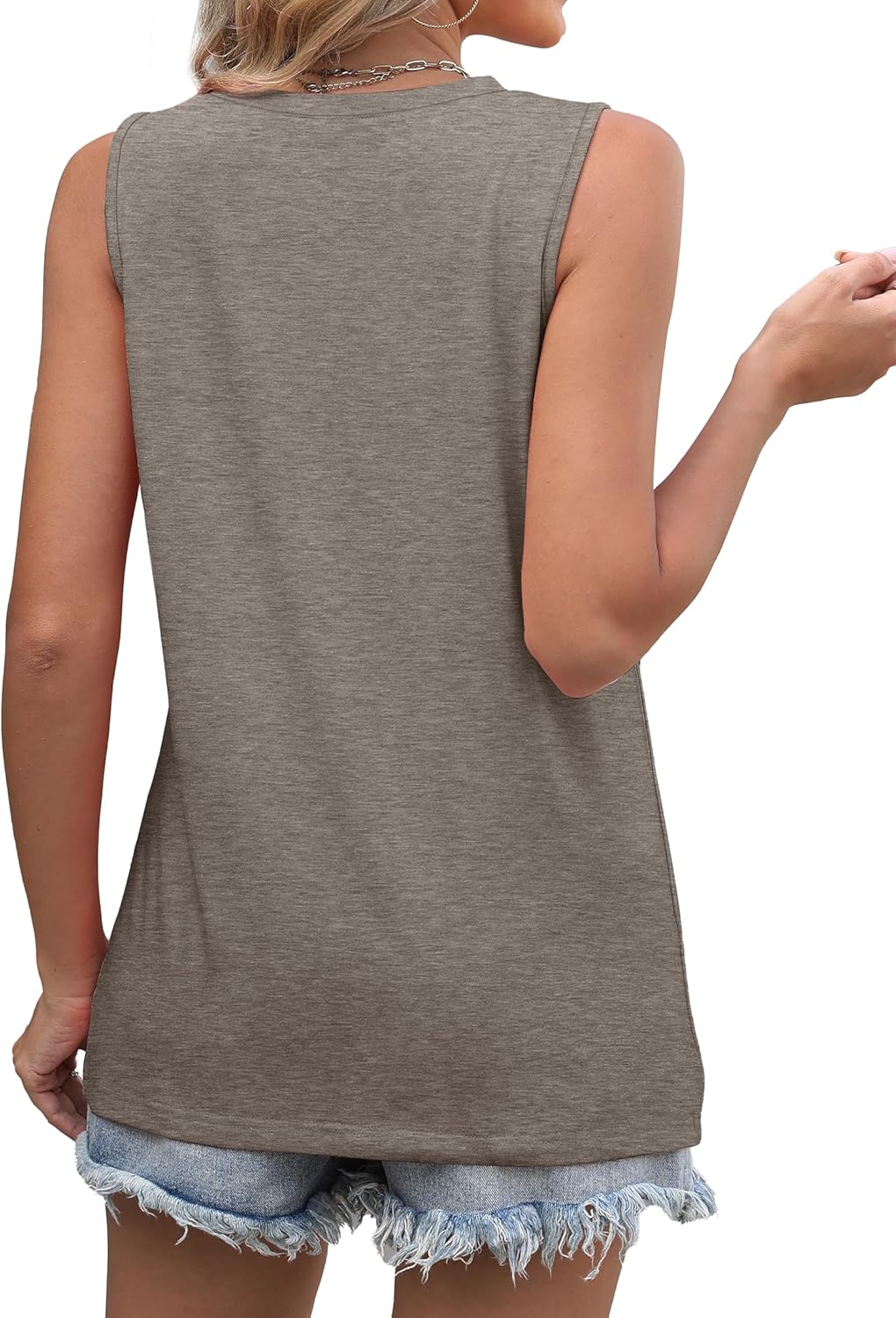 Thumbnail 4 de WIHOLL Women’s Loose-Fit Sleeveless Crew Neck Tank (Summer Layering Tank)