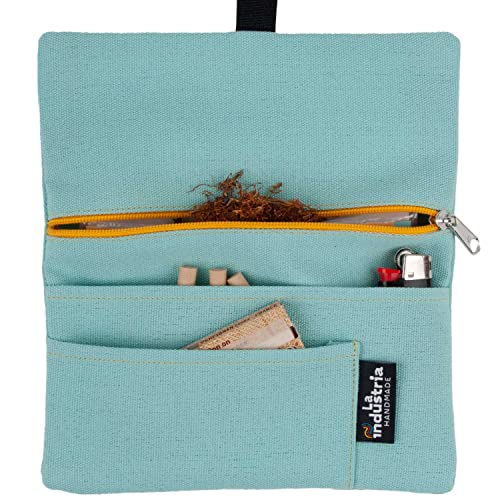 Detalle de Blague à tabac à rouler hydrofuge – Pochette La Industrie Handmade 30/50 g avec compartiments (Aqua)