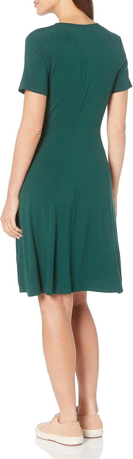 Thumbnail 1 de Amazon Essentials Damen Kurzarmkleid mit Wickeloptik – knielanges bis knöchellanges Tragegefühl mit V-Ausschnitt