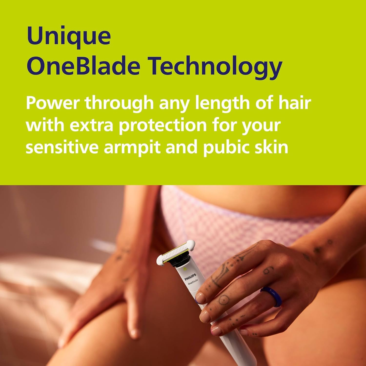 Detalle de Philips OneBlade Intimate QP1924/28: Trim, shave and protect sensitive skin with a flexible approach