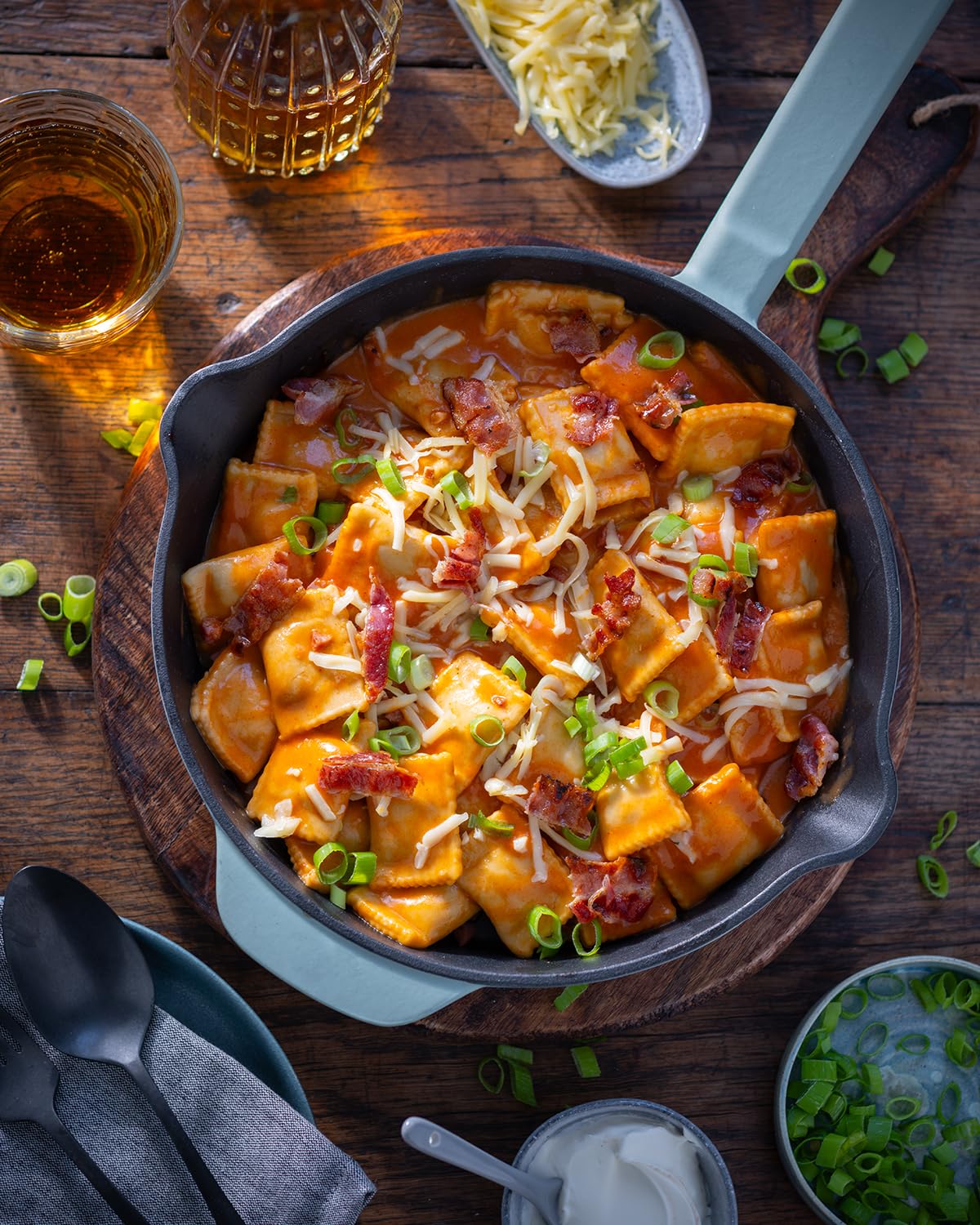 Thumbnail 5 de MAGGI Ravioli in Tomatensauce – Fertiggericht für Camping, 6 x 800 g