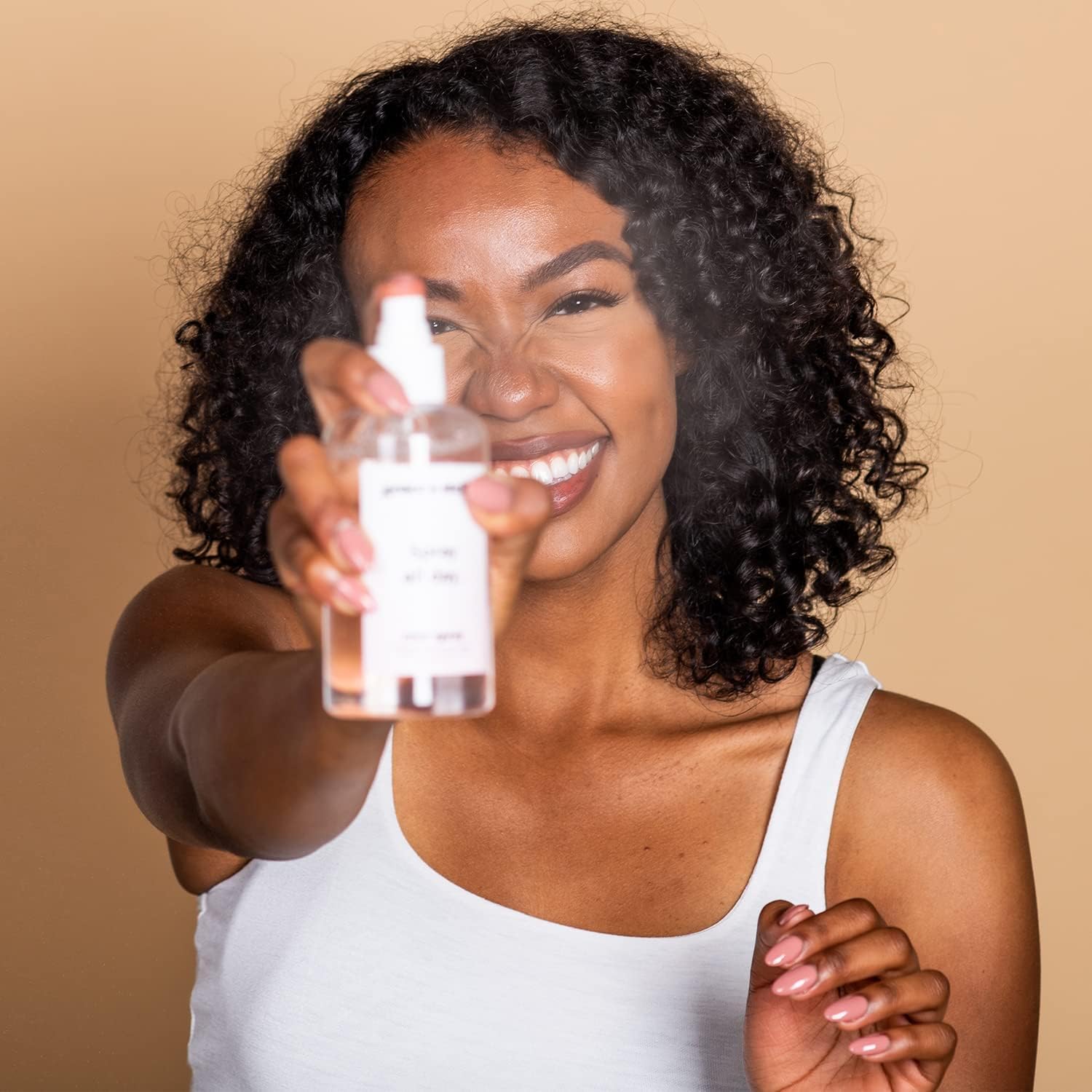 Thumbnail 5 de grace & stella Award-Winning Rose Water Facial Spray (240ml) — vegan rose water toner mist