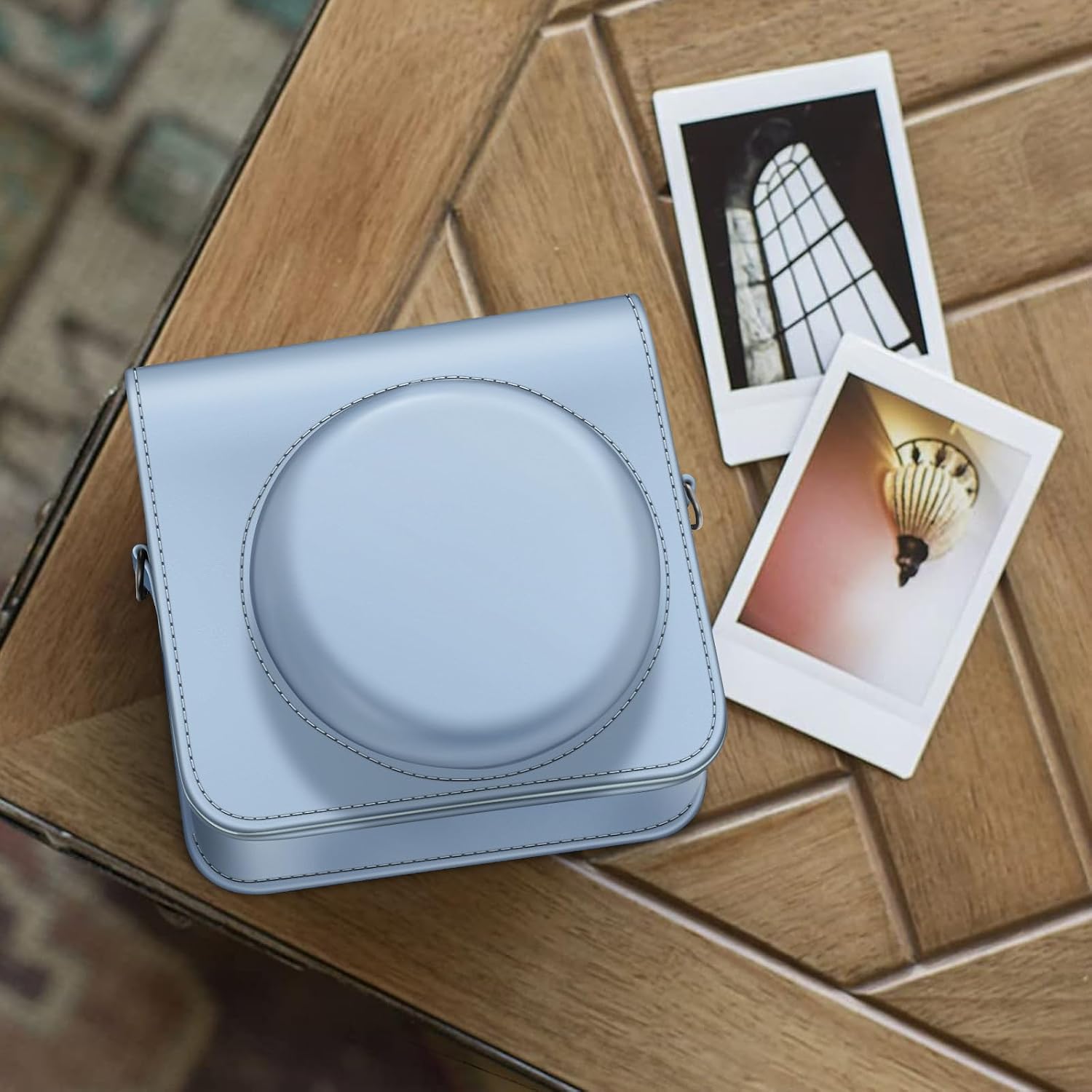 Detalle de Fintie Schutzhülle für Fujifilm Instax Square SQ1 / SQ40 – Premium Kameratasche mit verstellbarem Riemen