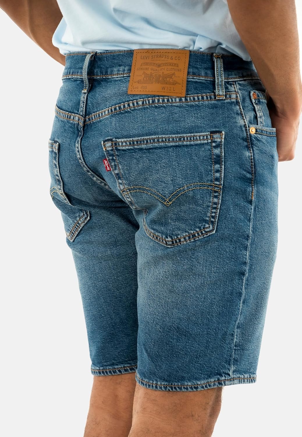 Detalle de Levi's 405 Standard Short en denim pour homme — coupe droite, style intemporel