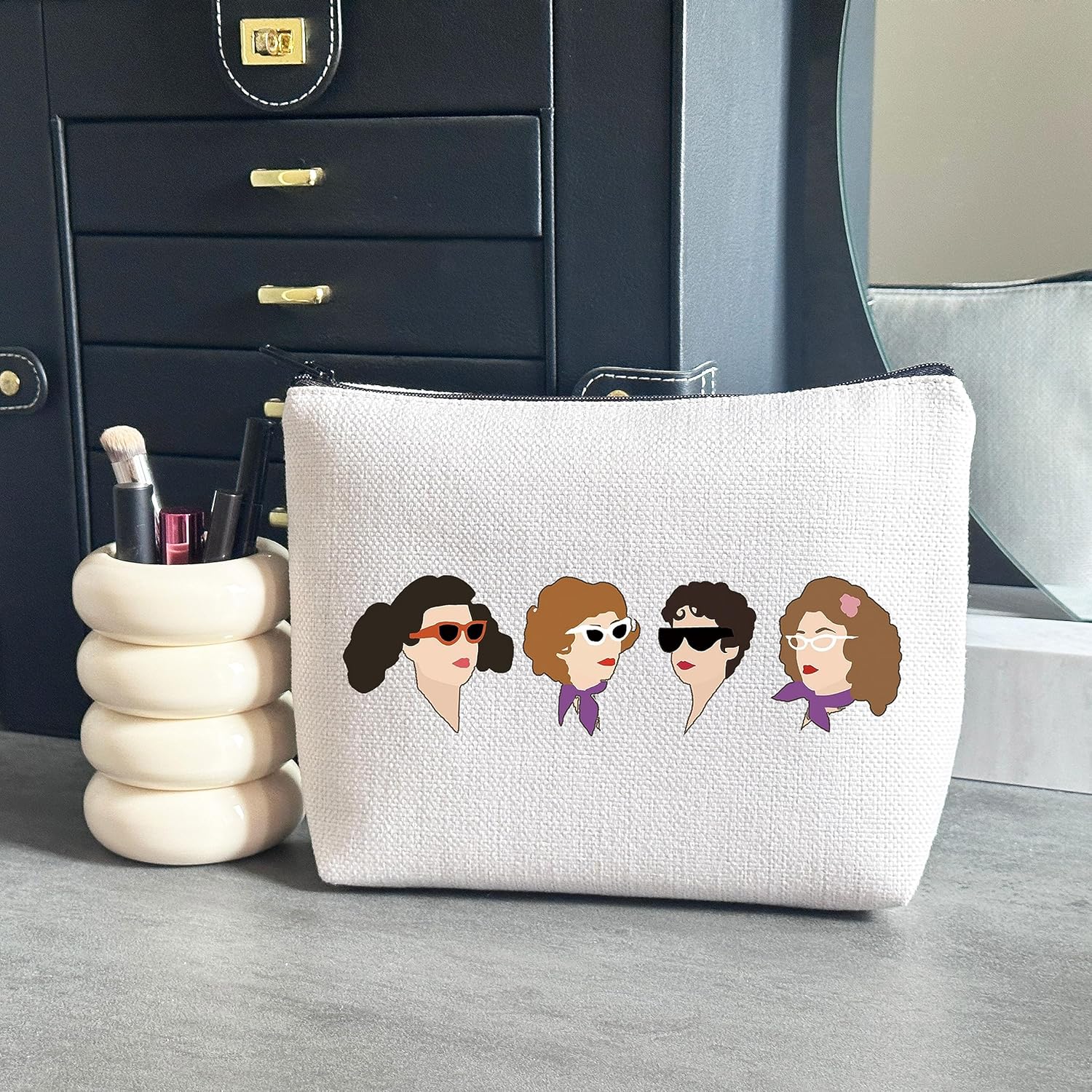 Detalle 2 de JTOUK The Grease Character Canvas Makeup Bag (Grease Musical Inspired) for Broadway lovers