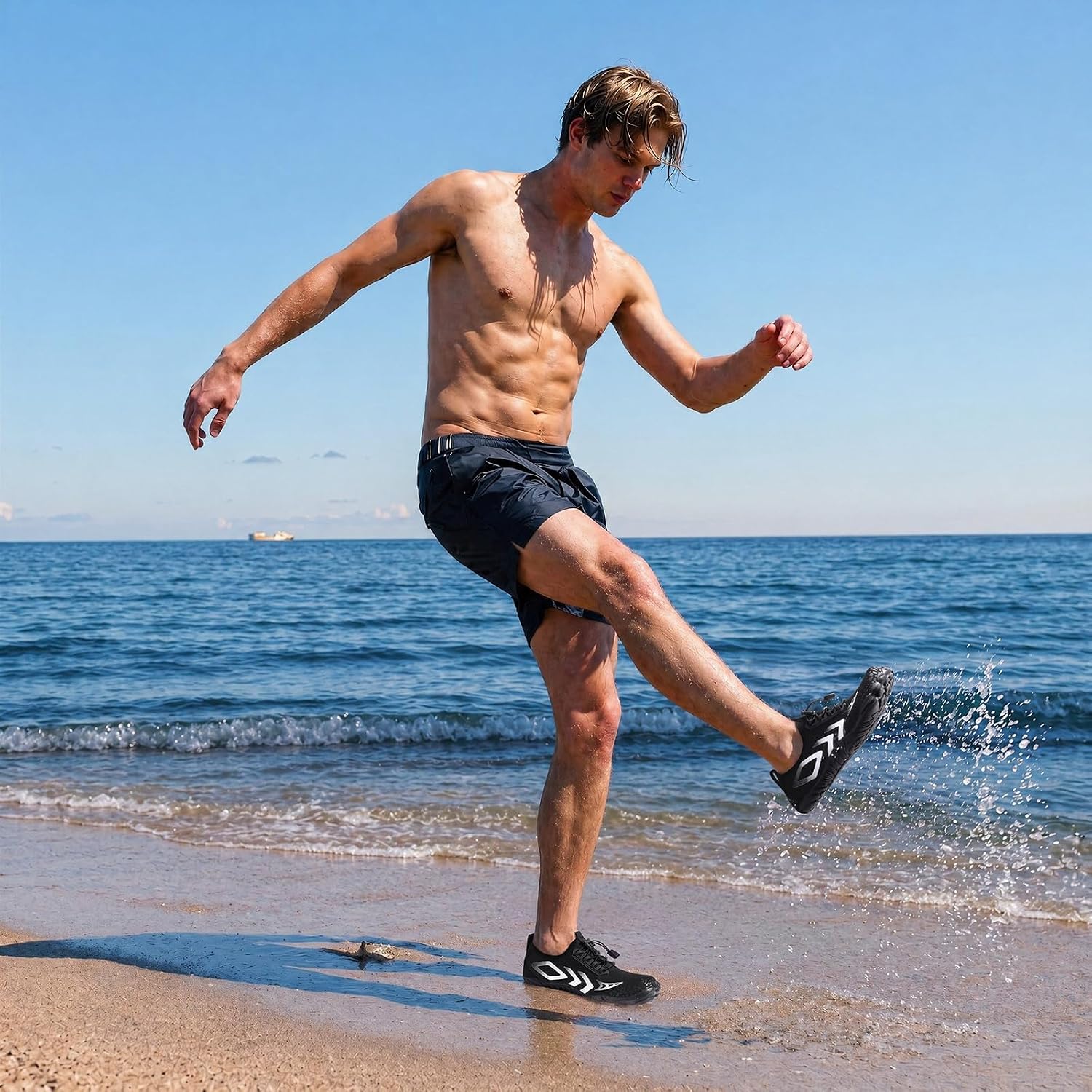 Thumbnail 1 de Barefoot Water Shoes with Wide Toe Box
