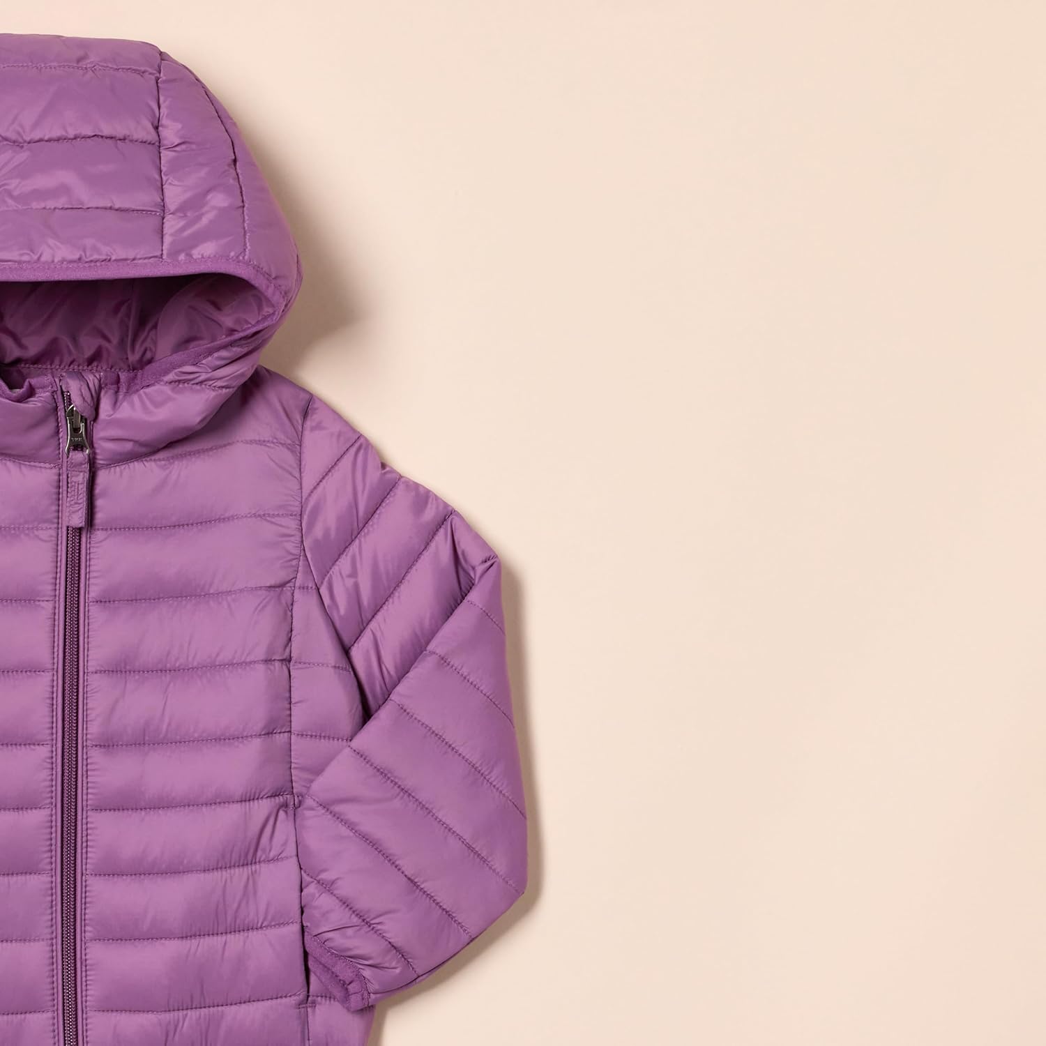 Thumbnail 1 de Amazon Essentials Mädchen Leichte wasserabweisende, faltbare Winterjacke mit Kapuze