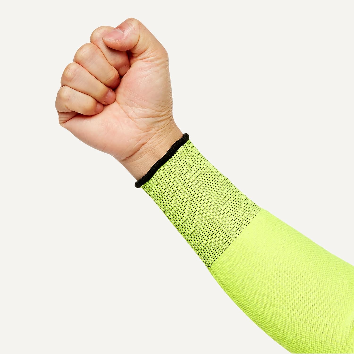 Detalle de Amazon Basics Armschutzhüllen mit Schnittschutz, 45 cm lang, mit Daumenloch (1 Paar) – gelb