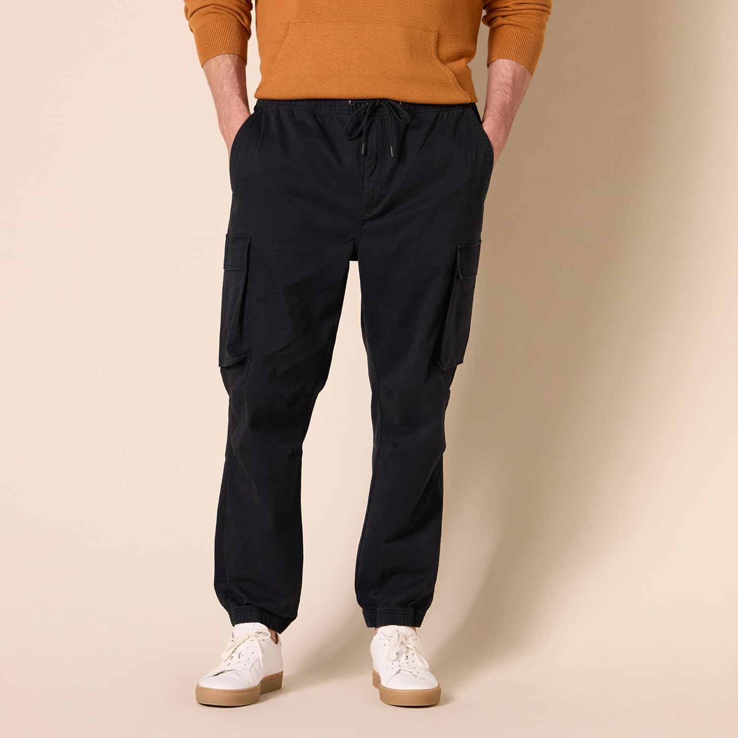 Thumbnail 4 de Amazon Essentials uomo jogger cargo con coulisse in vita, twill di cotone elasticizzato e vestibilità standard