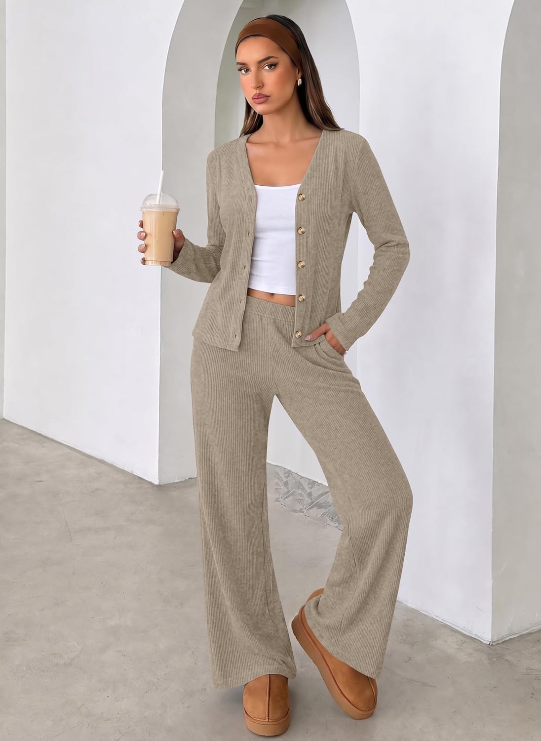 Detalle 2 de WIHOLL Women's Loungewear Set in Ribbed Knit