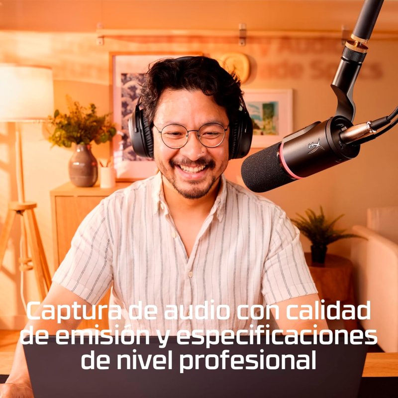 Detalle de HyperX FlipCast: micrófono dinámico USB/XLR con brazo articulado para streaming y podcasting