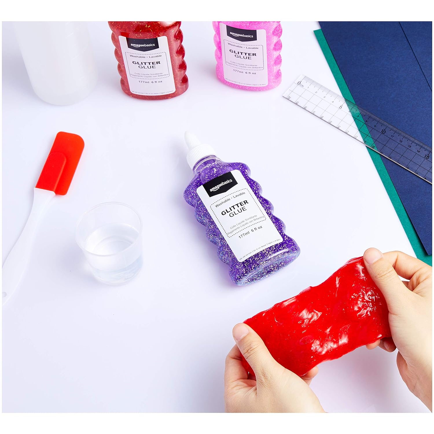 Detalle de Amazon Basics Liquid Washable Glitter Glue (Assorted Colors, 4-Pack, 6 oz Each)
