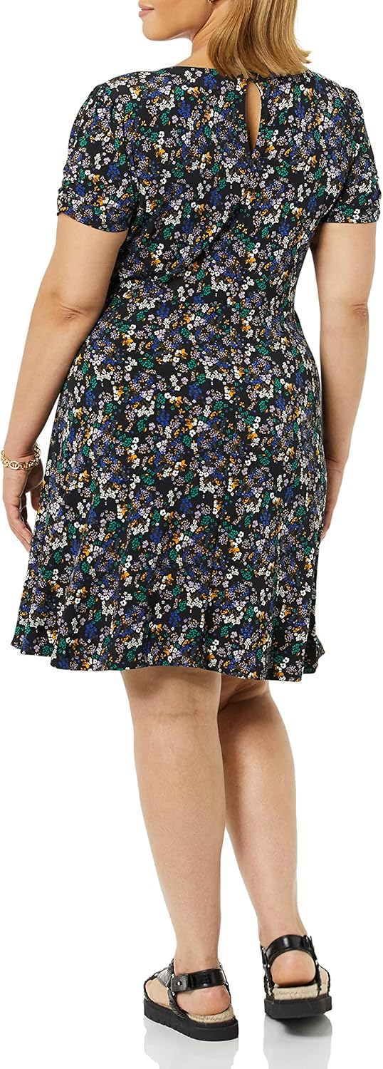 Thumbnail 1 de Amazon Essentials Women’s Gathered Short-Sleeve A-Line Floral Dress (Plus Size available)