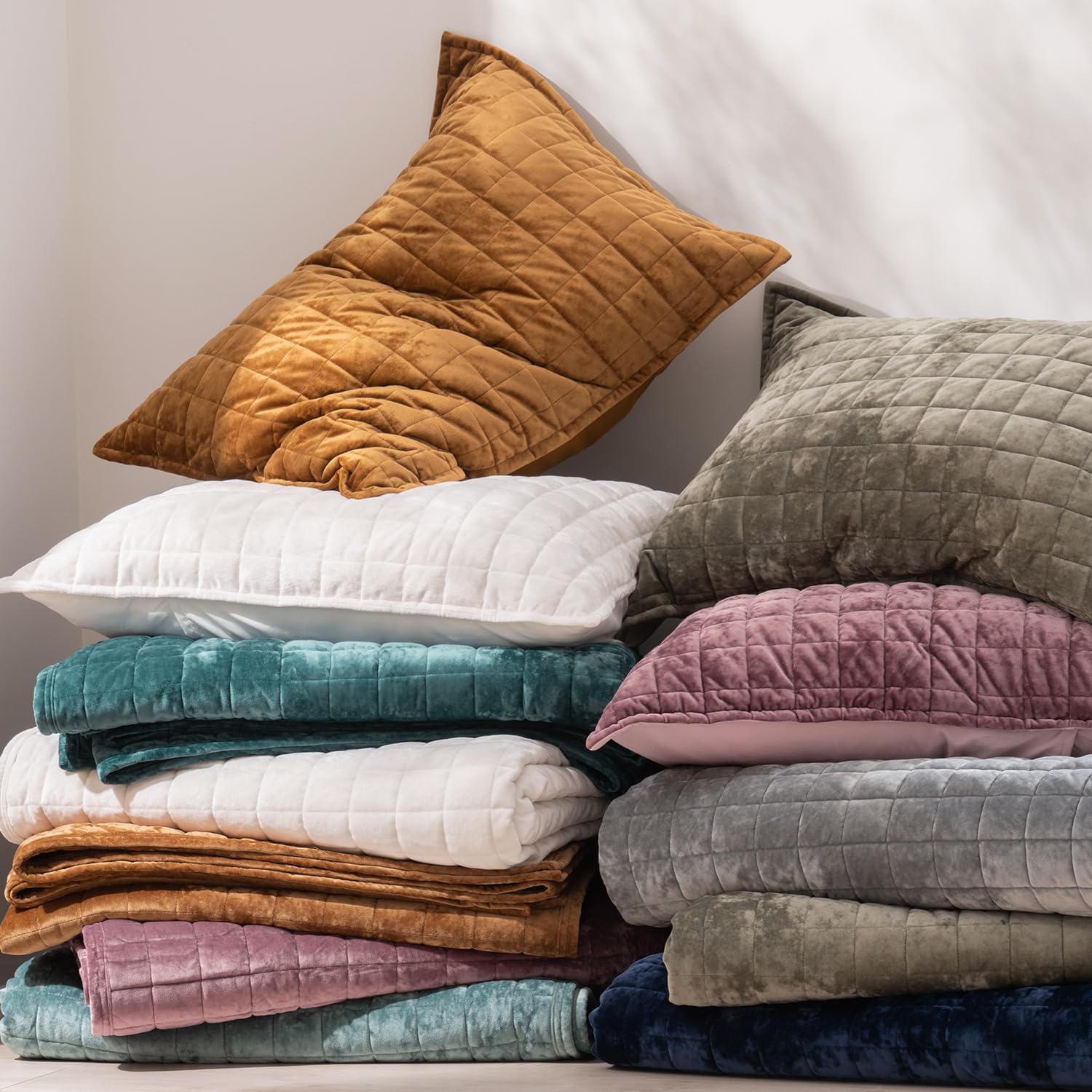 Detalle de RECYCO Luxury Velvet Quilt Set Full Queen Size – Aqua Green