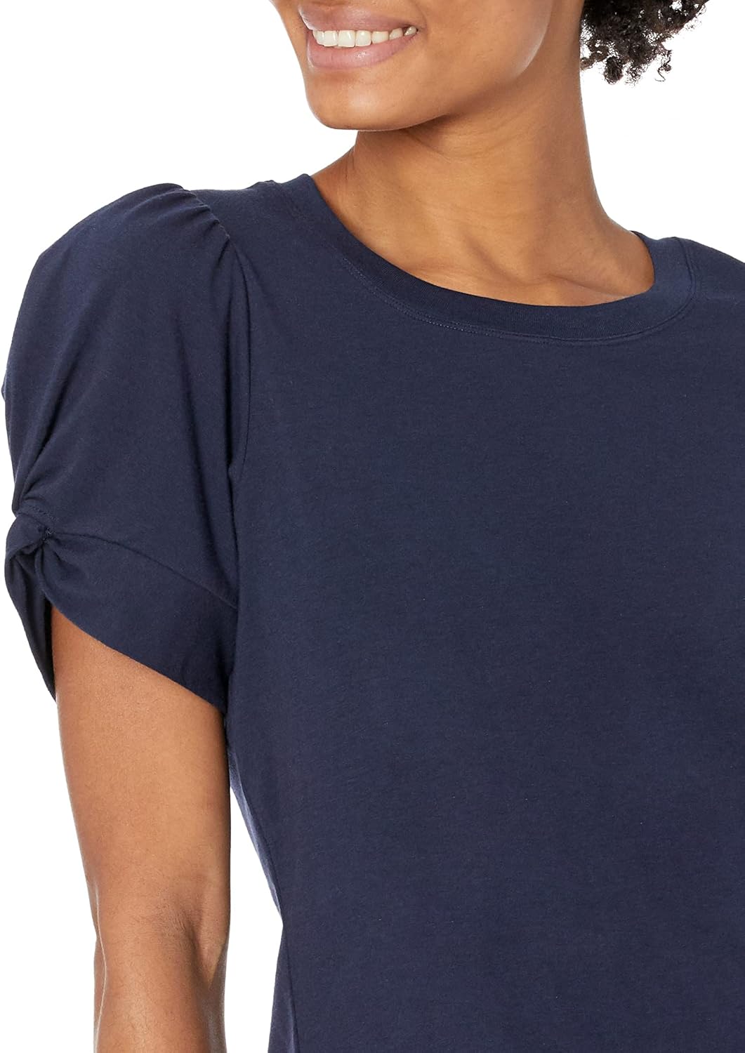 Thumbnail 2 de Amazon Essentials Damen T-Shirt mit Puffärmeln und Rundhalsausschnitt (normale Passform)