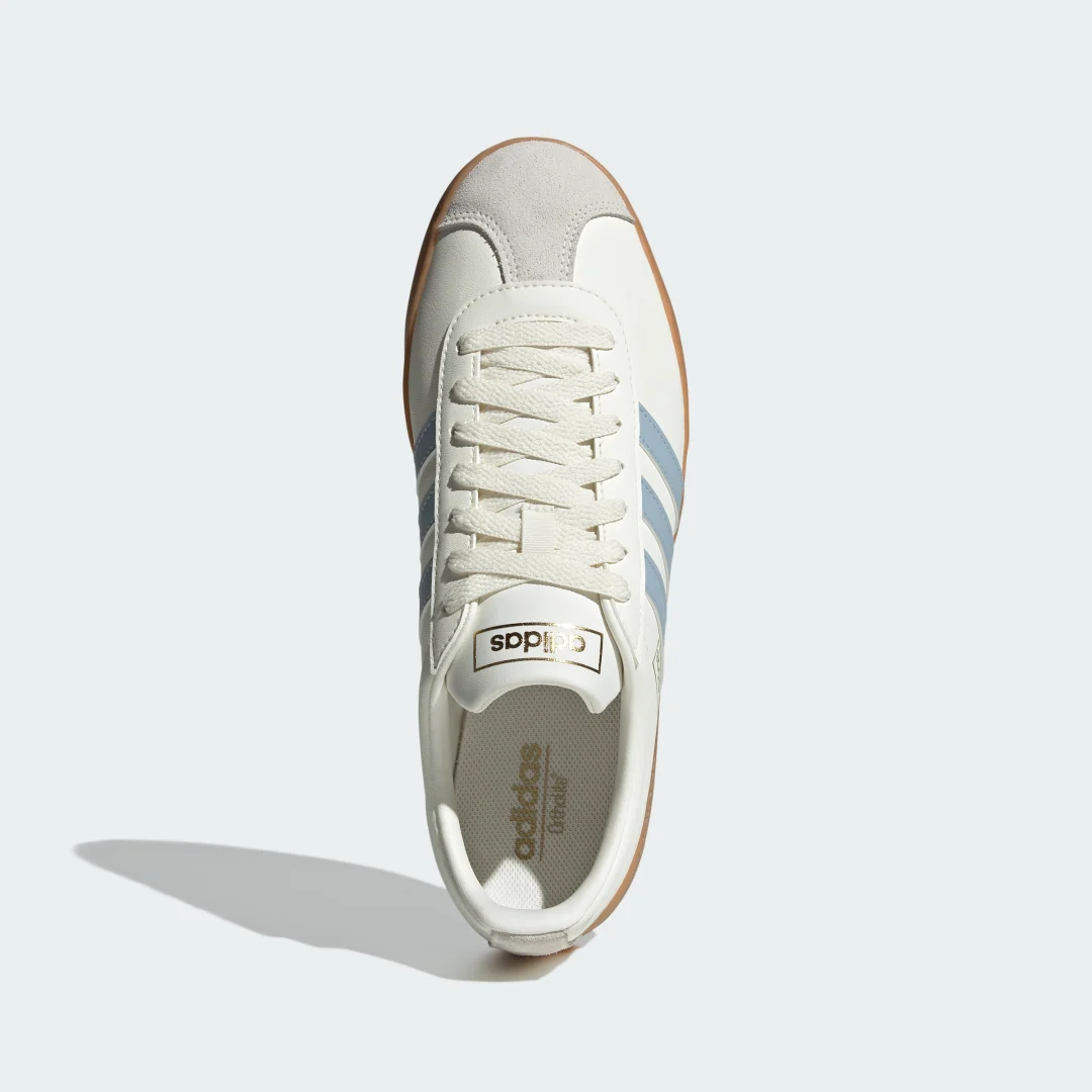 Detalle 2 de VL Court Classic Shoes de Adidas: cómodo estilo court para uso diario