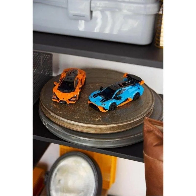 Thumbnail 2 de Set LEGO Speed Champions Lamborghini Revuelto y Huracán STO (607 piezas) – 2 coches para display y juego