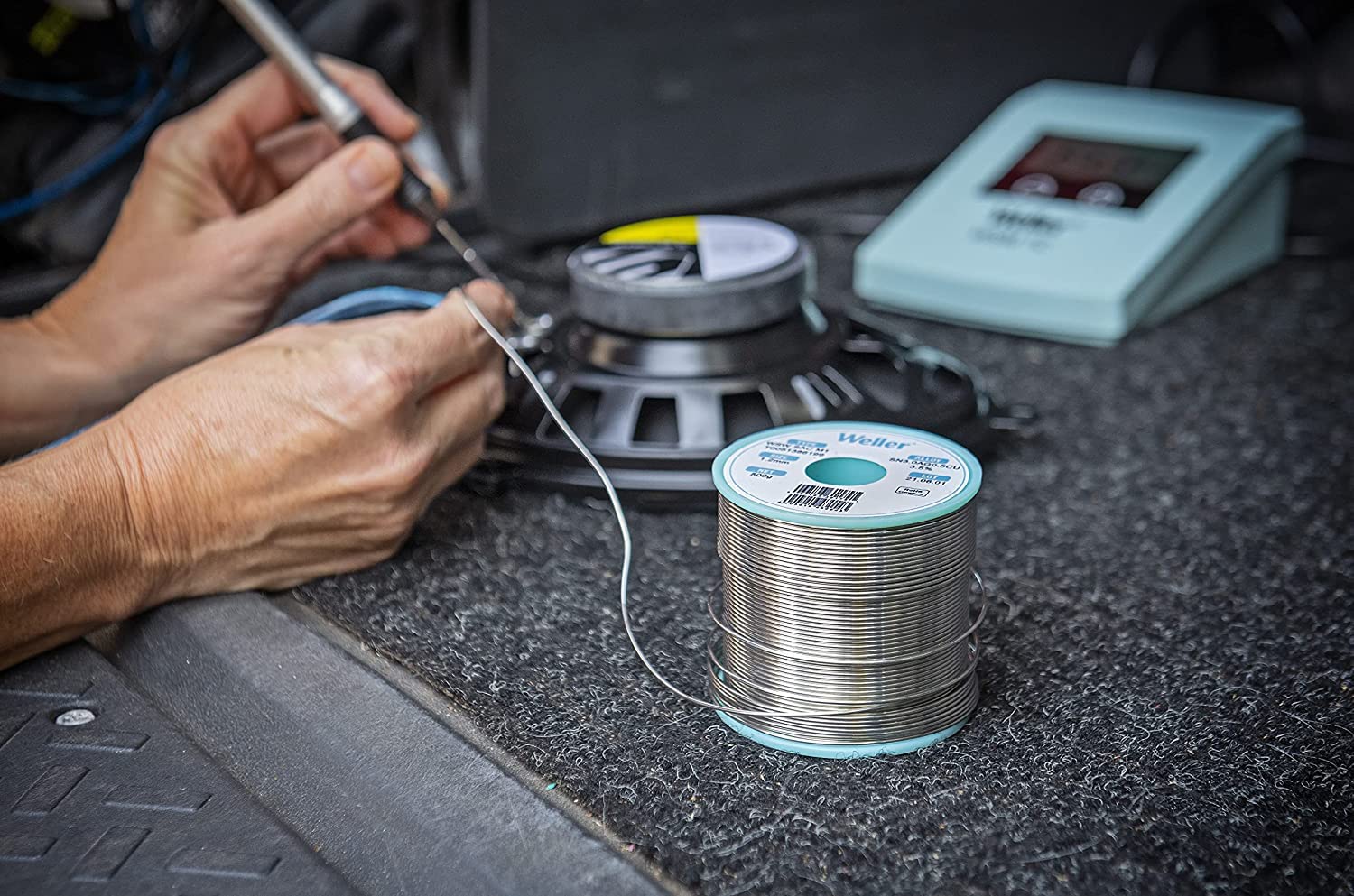 Detalle de Weller WSW SCN M1 Bleifreier Lötdraht Ø 1,0 mm, Sn99.3Cu0.6Ni0.05, Flussmittel 3,5% – 100 g