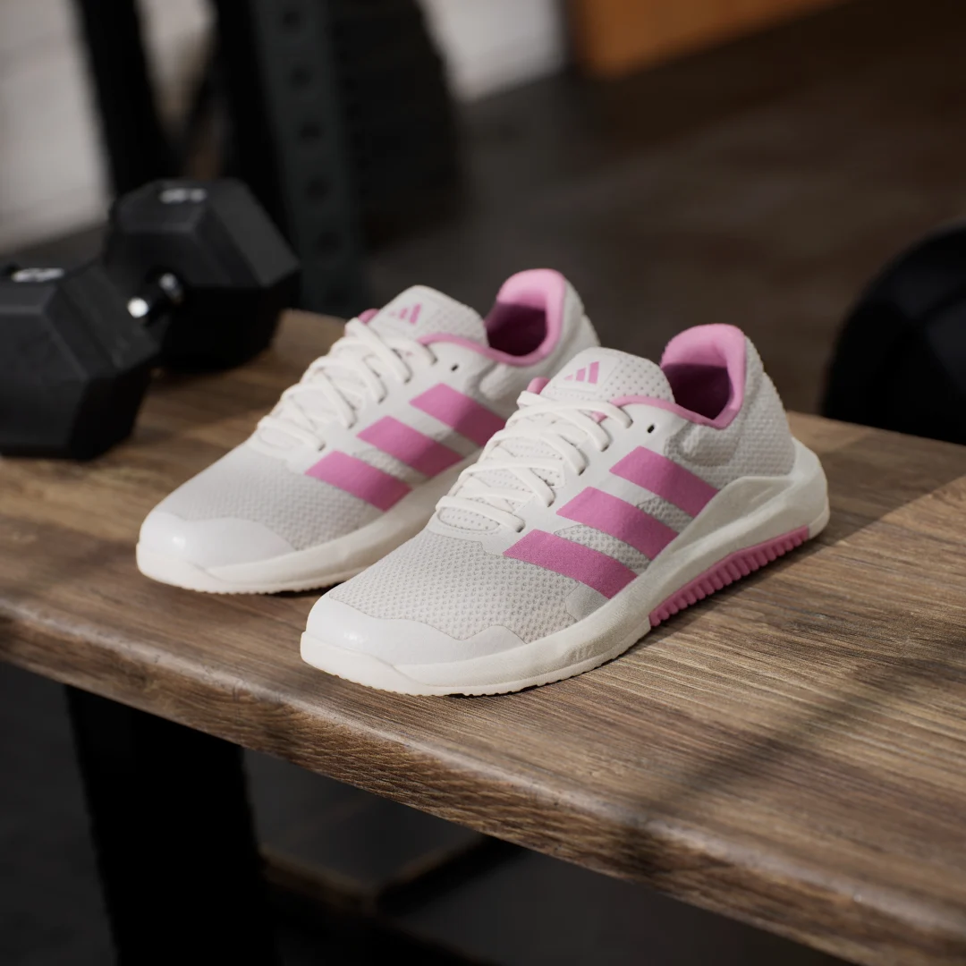 Detalle 2 de Zapatilla de entrenamiento Dropset Base de Adidas — rendimiento y estilo en color Blanco