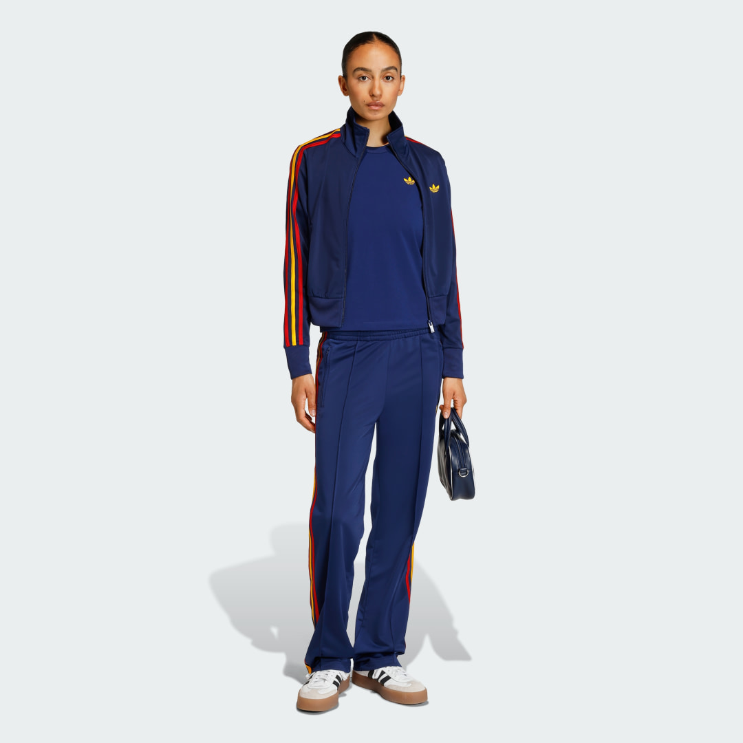 Detalle de Camiseta entallada 3 Stripes de Adidas – azul