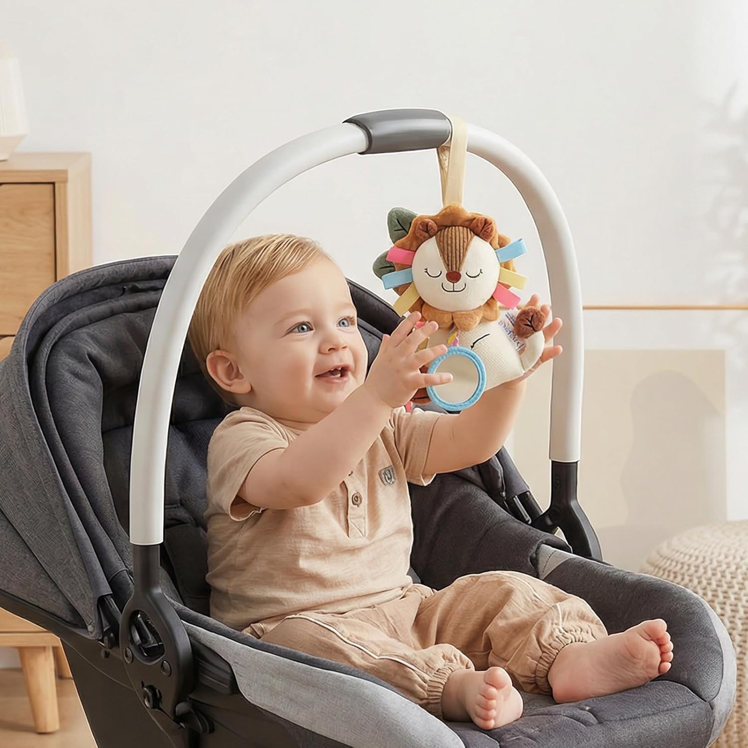 Thumbnail 6 de TYRY.HU Baby Greifling mit Riemen – Löwe, vielseitiges Spielzeug für Baby 0–12 Monate