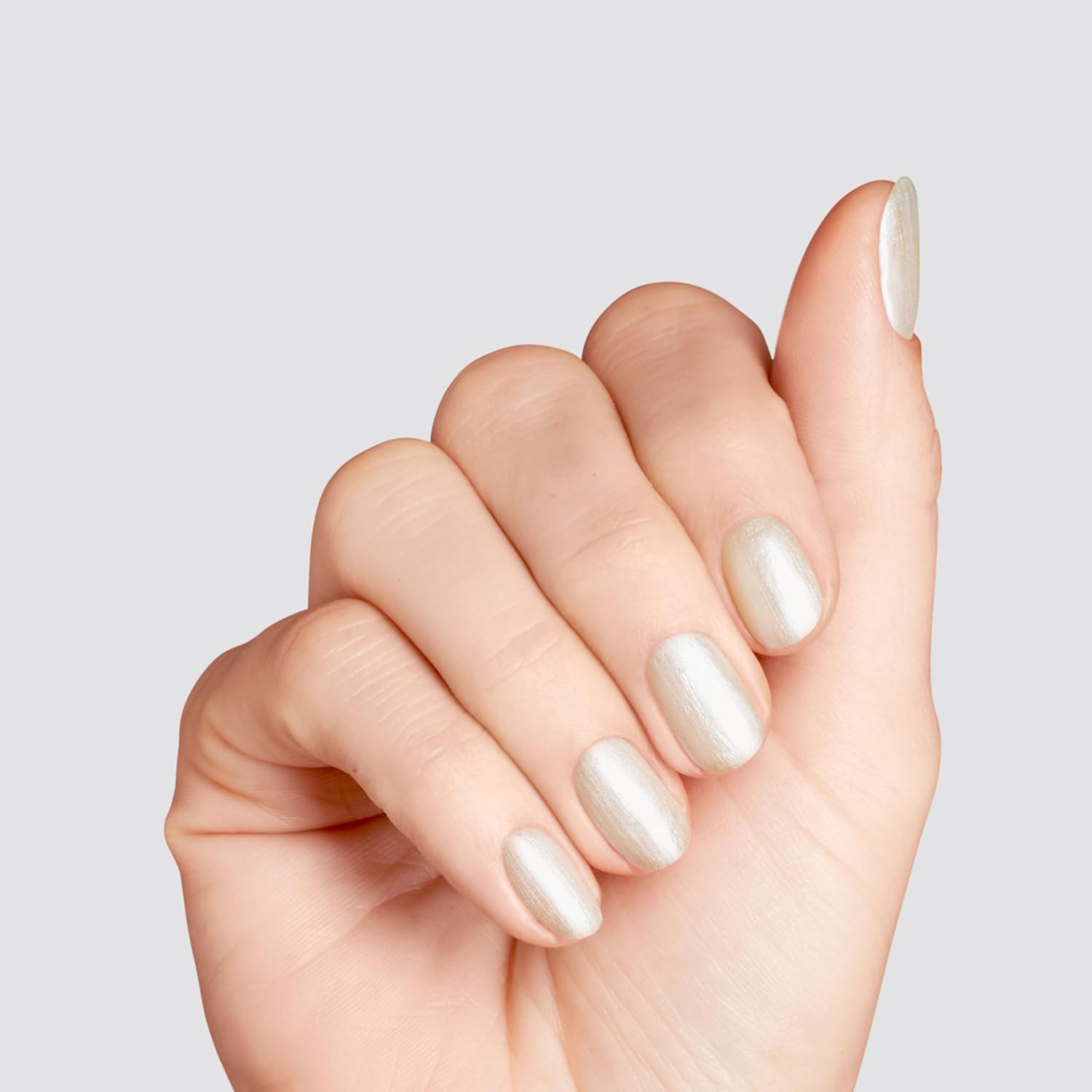 Thumbnail 2 de OPI RapiDry™ Smalto ad asciugatura rapida Snow Time Like the Present (bianco vegano) 9 ml