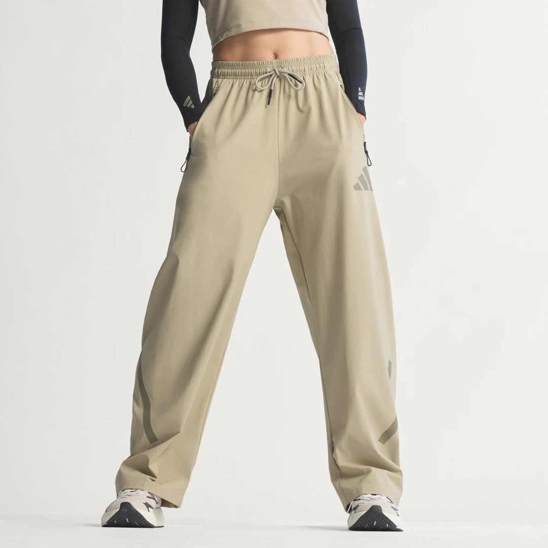 Detalle de ADIDAS Z.N.E. Pantalón de tejido técnico