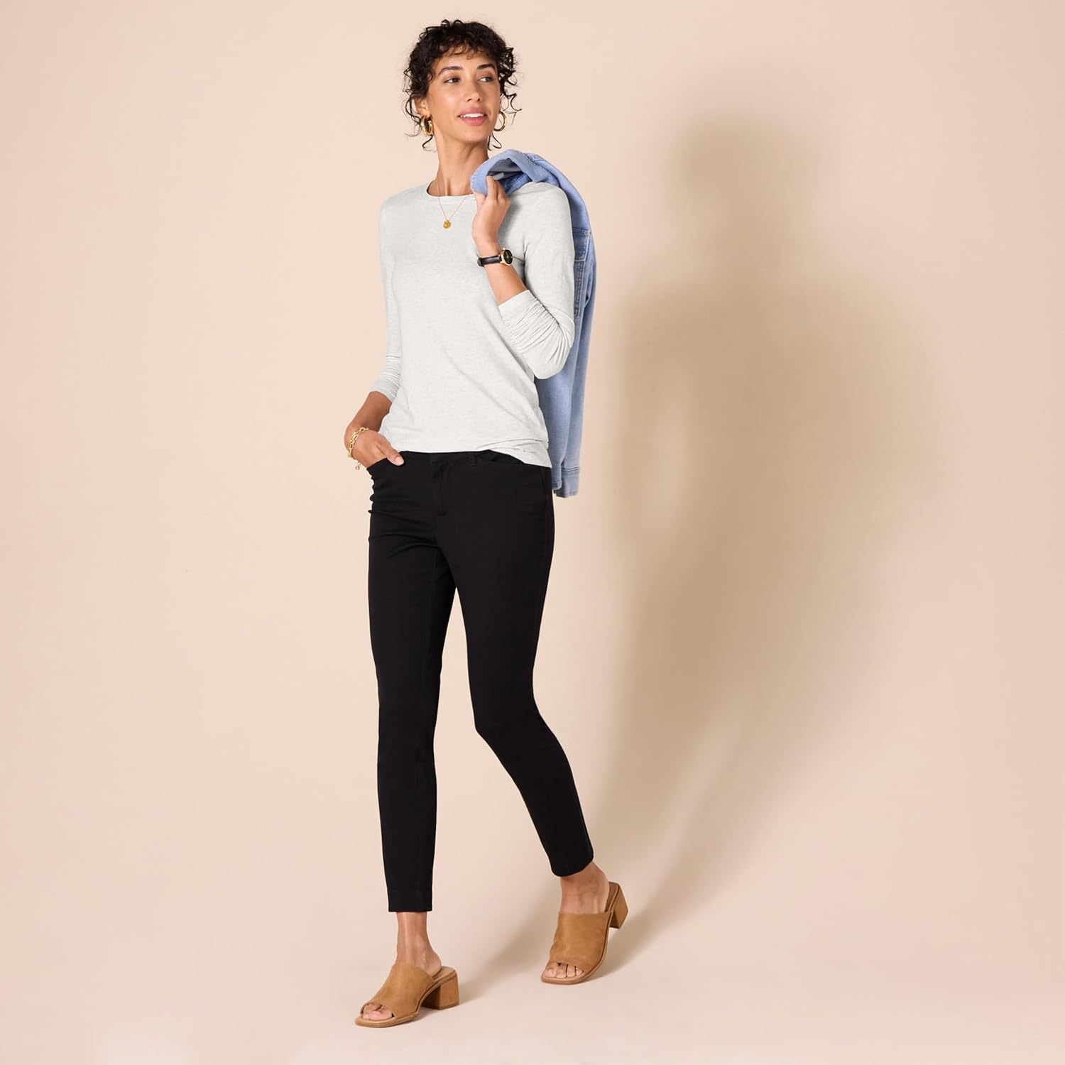 Thumbnail 3 de Amazon Essentials T-shirt manches longues femme col rond coupe classique (grande taille)