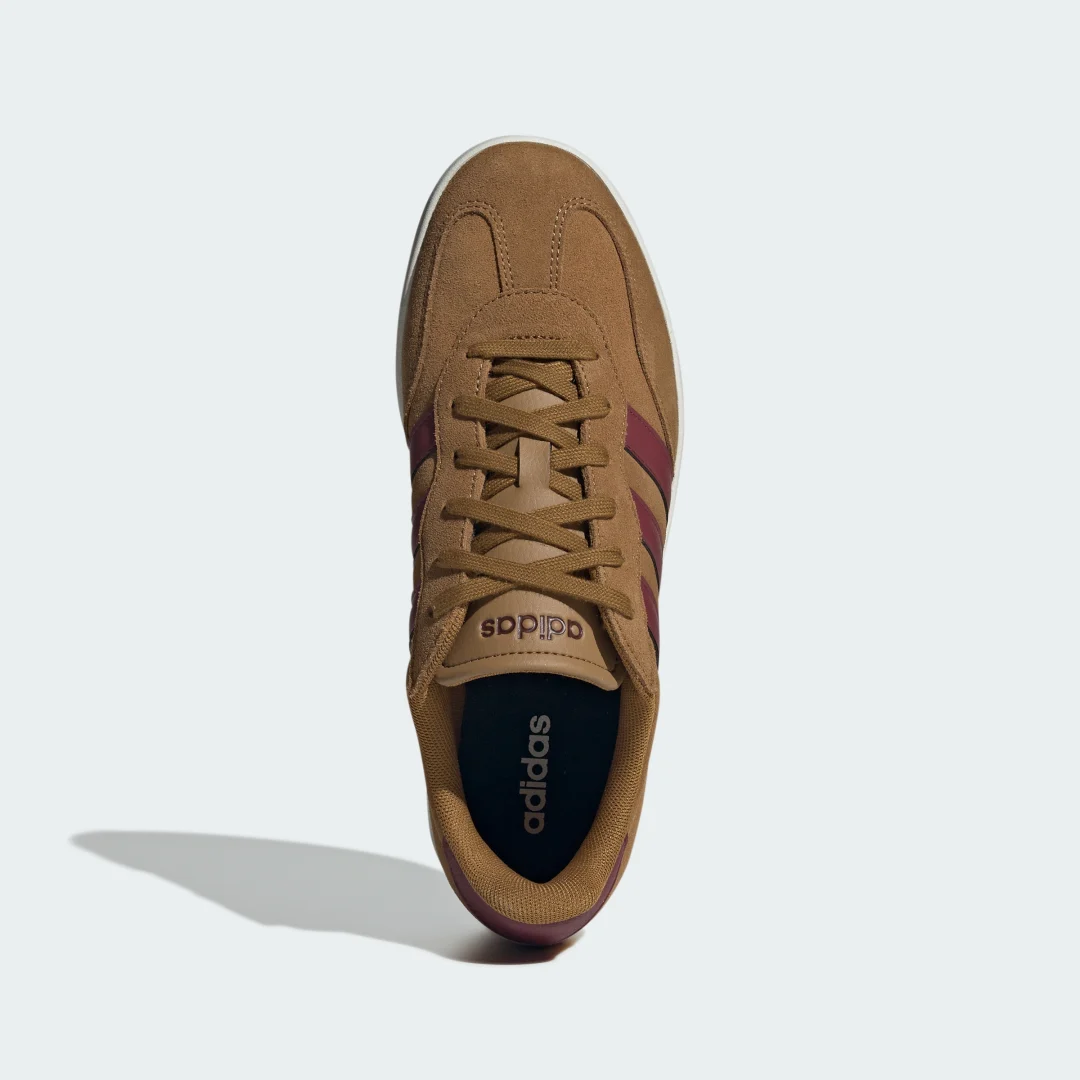 Thumbnail 1 de Zapatilla Barreda de Adidas: estilo en marrón para uso diario
