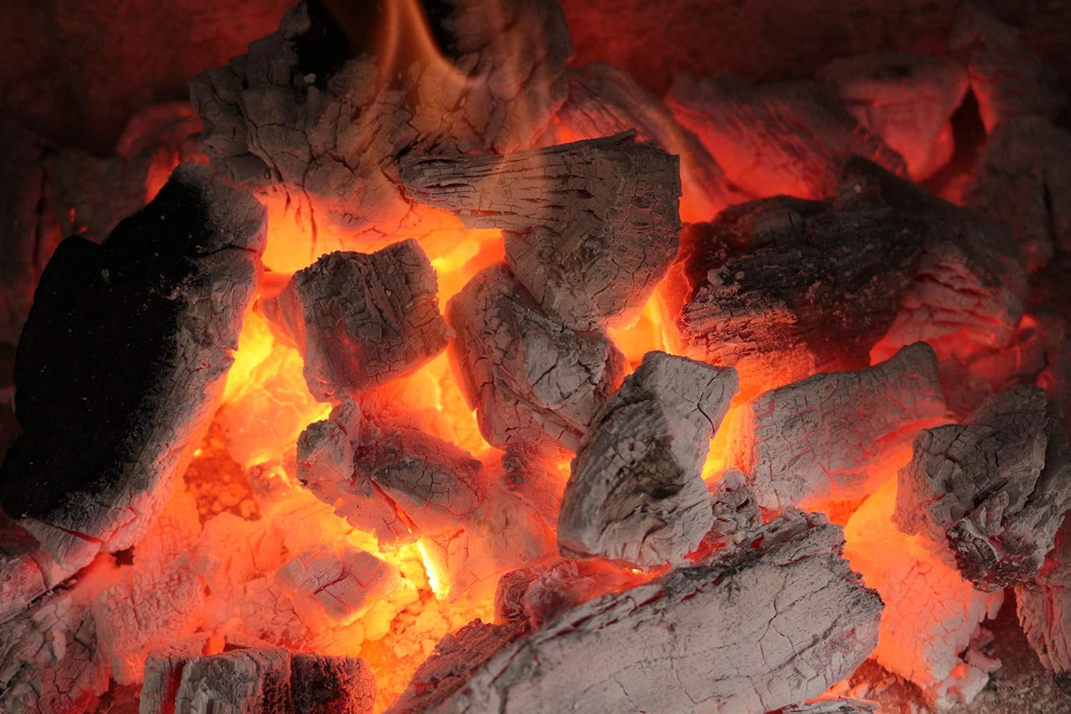 Thumbnail 1 de Big K Chilla-Grilla Restaurant Grade Charcoal: 12kg Lumpwood for Serious Grilling