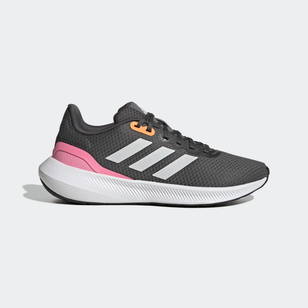 Detalle de Zapatilla Runfalcon 3.0 de Adidas: comodidad y versatilidad en gris