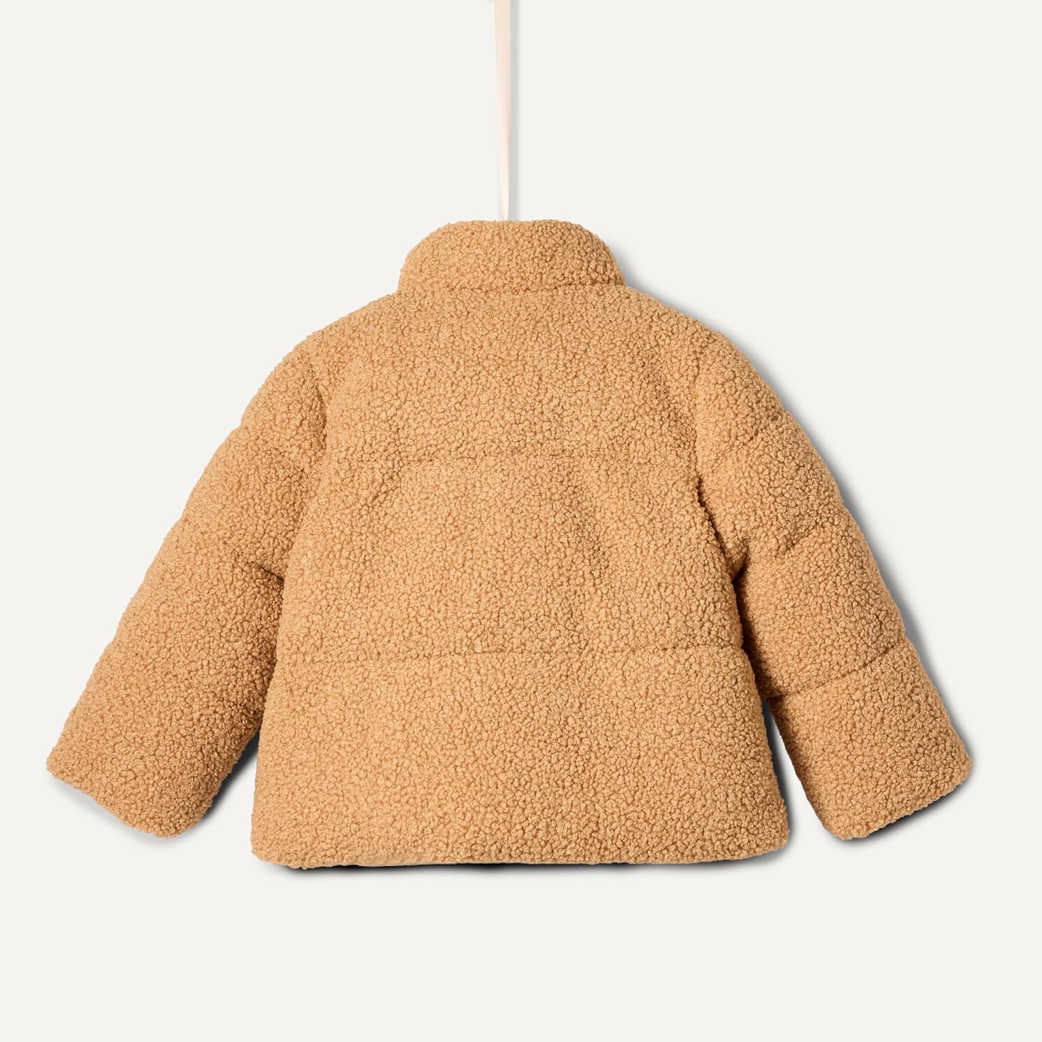 Thumbnail 5 de Amazon Essentials x Sofia Grainge Teddy Puffer Jacket for Babies, Toddlers and Kids