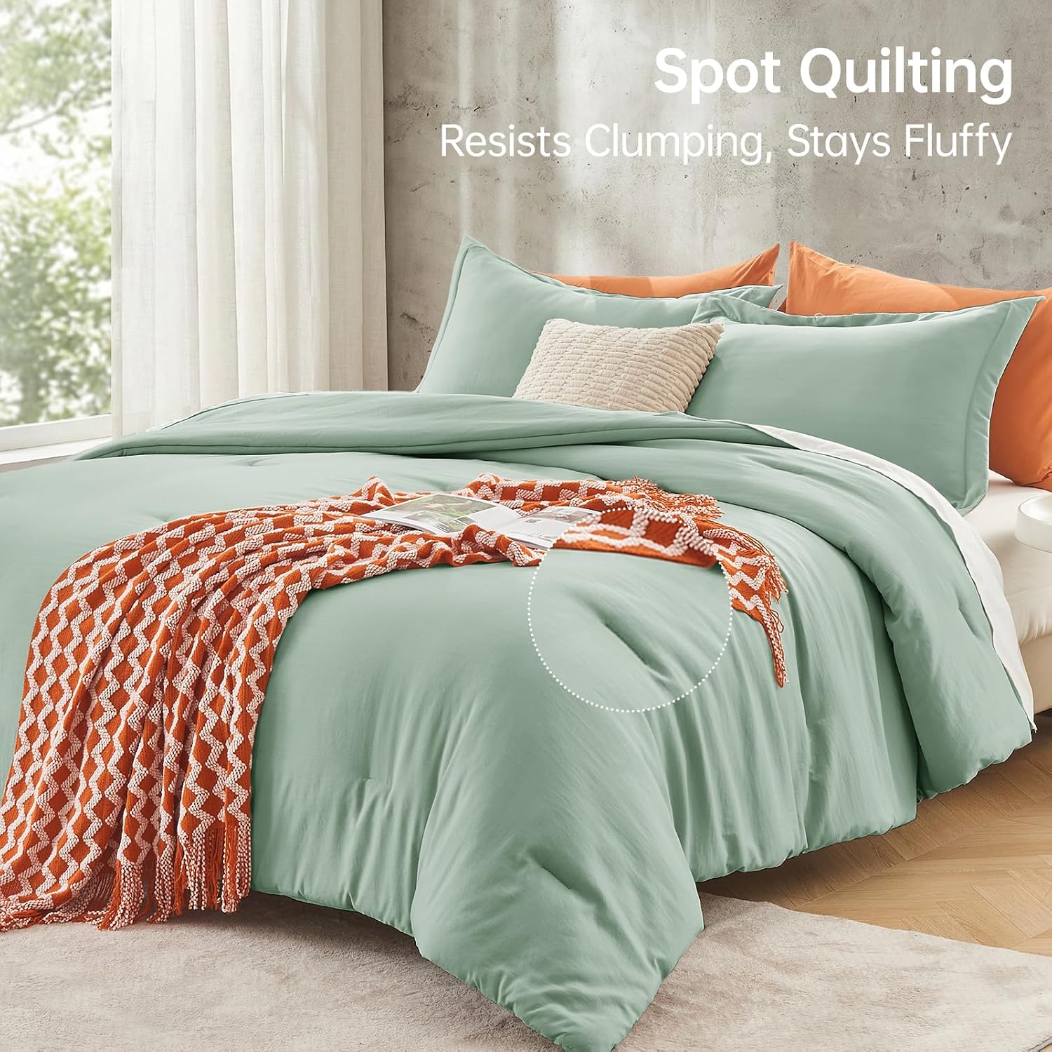 Detalle de MUXHOMO Queen Comforter Set: All-Season Ultra-Soft Down Alternative Bedding in Sage Green