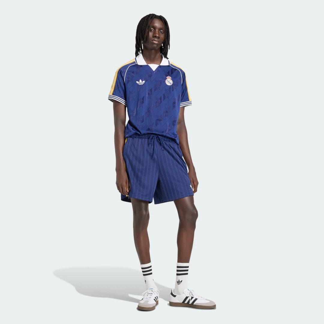 Detalle de Pantalón corto Real Madrid Originals de Adidas – azul, para fans y entrenamientos