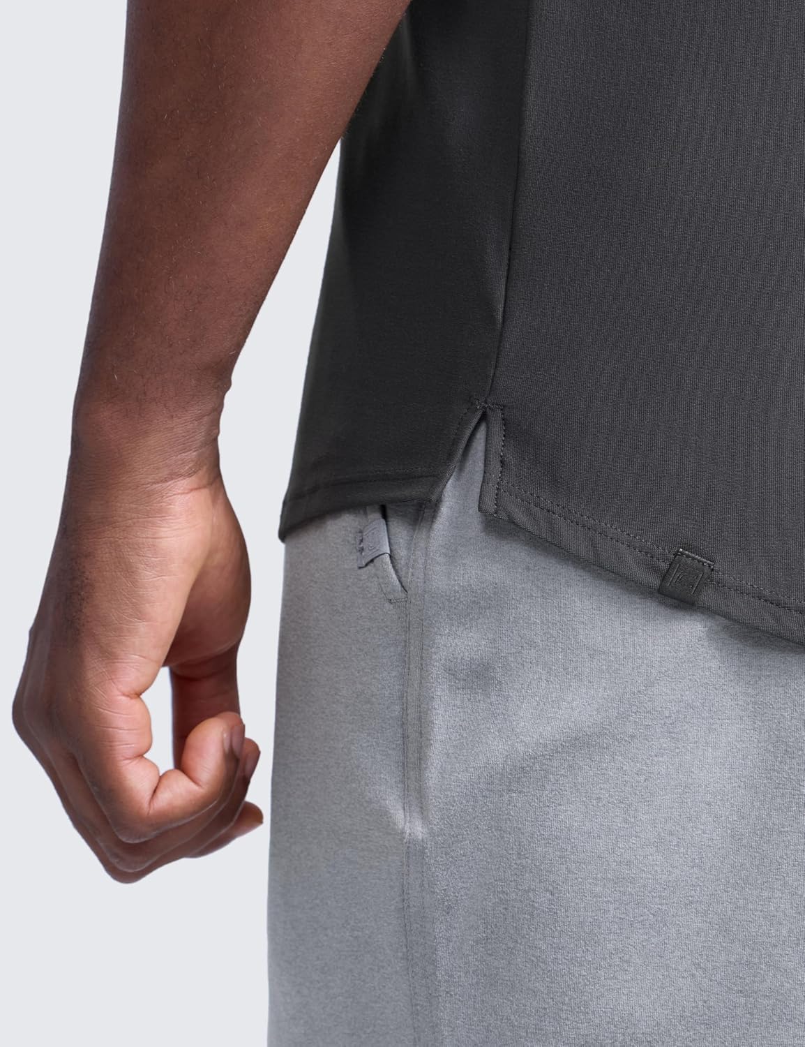 Detalle de CRZ YOGA Cloudweight Canotte: leggerezza e traspirabilità per allenamento e daily wear