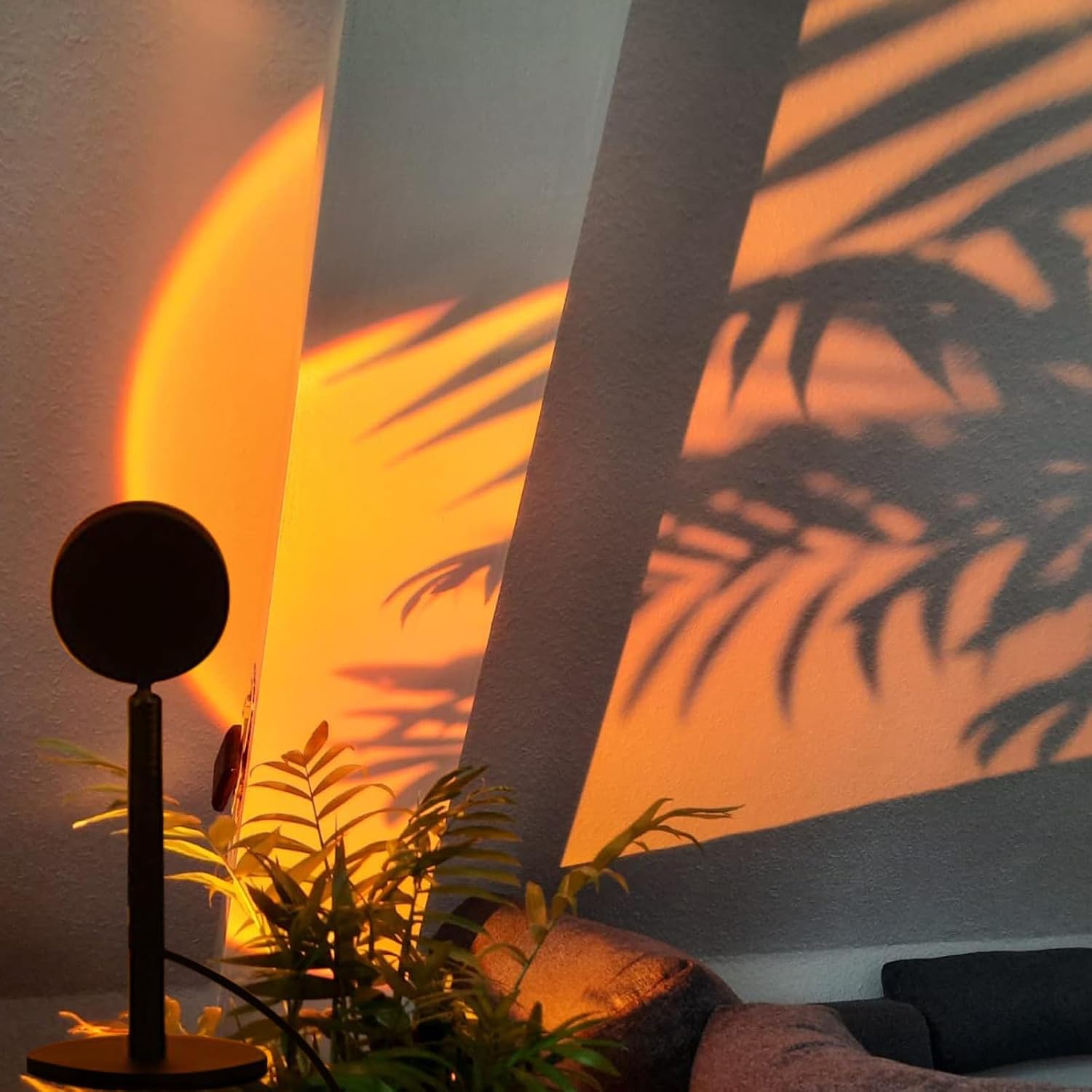 Detalle de GY Sunset Lamp: 4 Farben Sunset Lamp mit USB, 180° Schwenklicht für Fotos, Selfies und Wohnraumdekoration