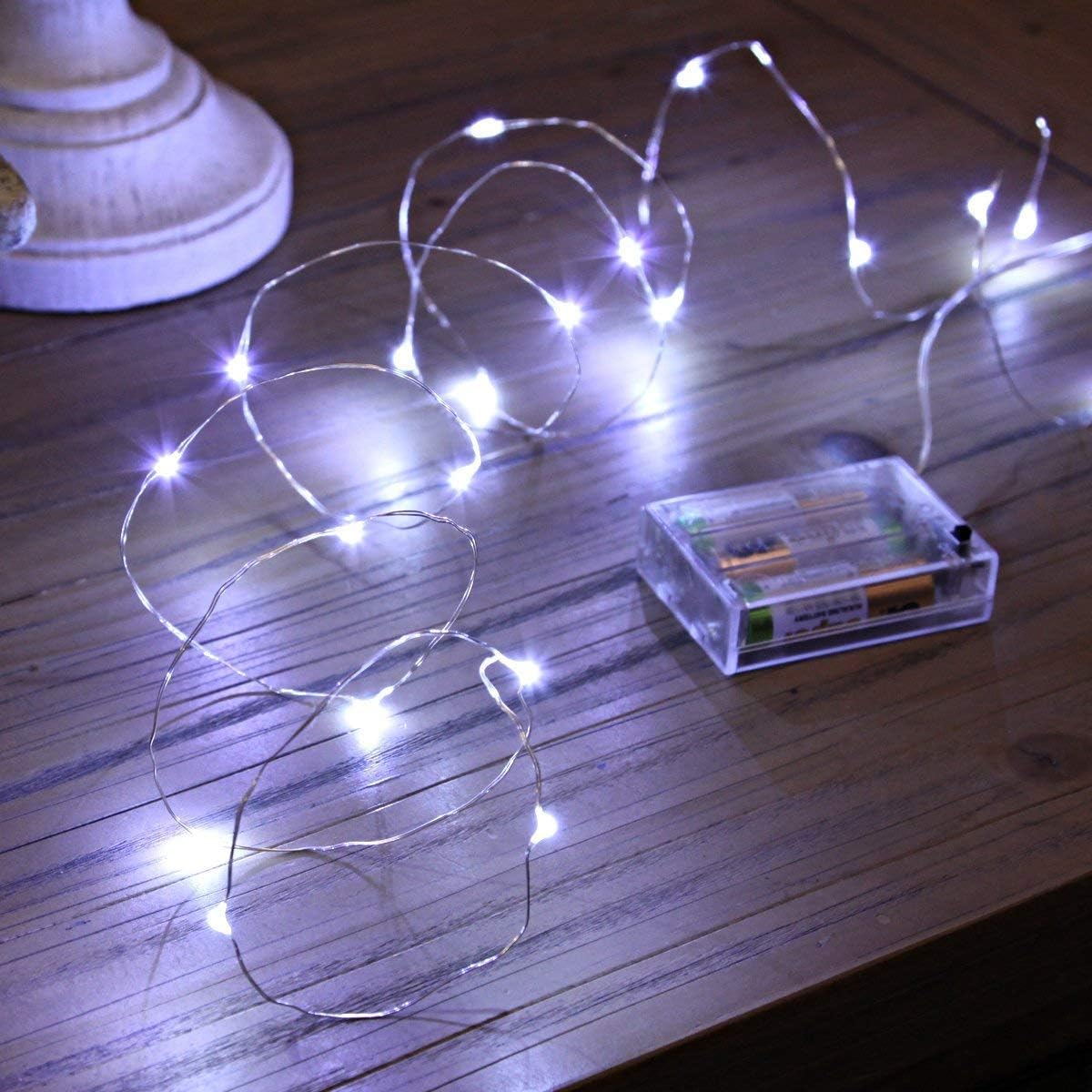 Detalle de Tasodin 16.4 ft LED Fairy Lights, 50 Cool-White Lights on Flexible Copper Wire